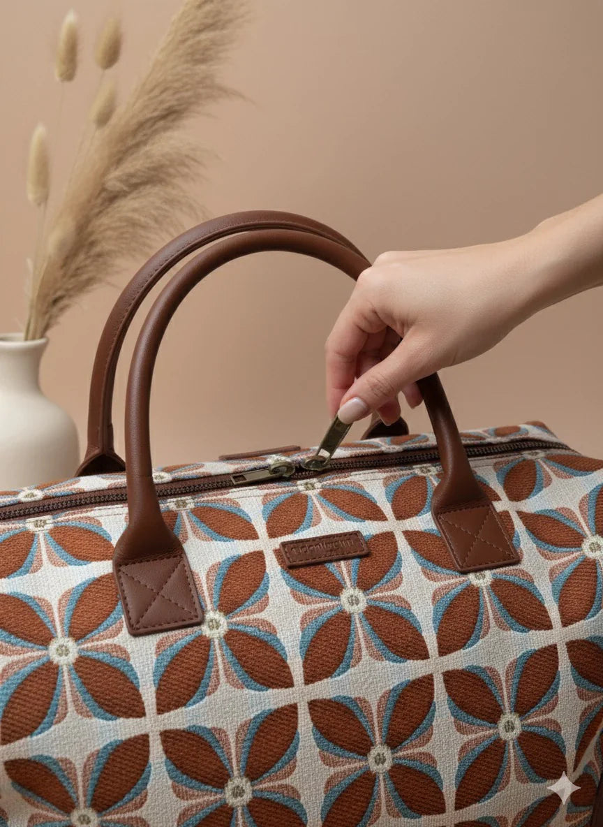 Warmth in Every Stitch: Handcrafted Duffle Bags for Your Pre-Winter Getaways