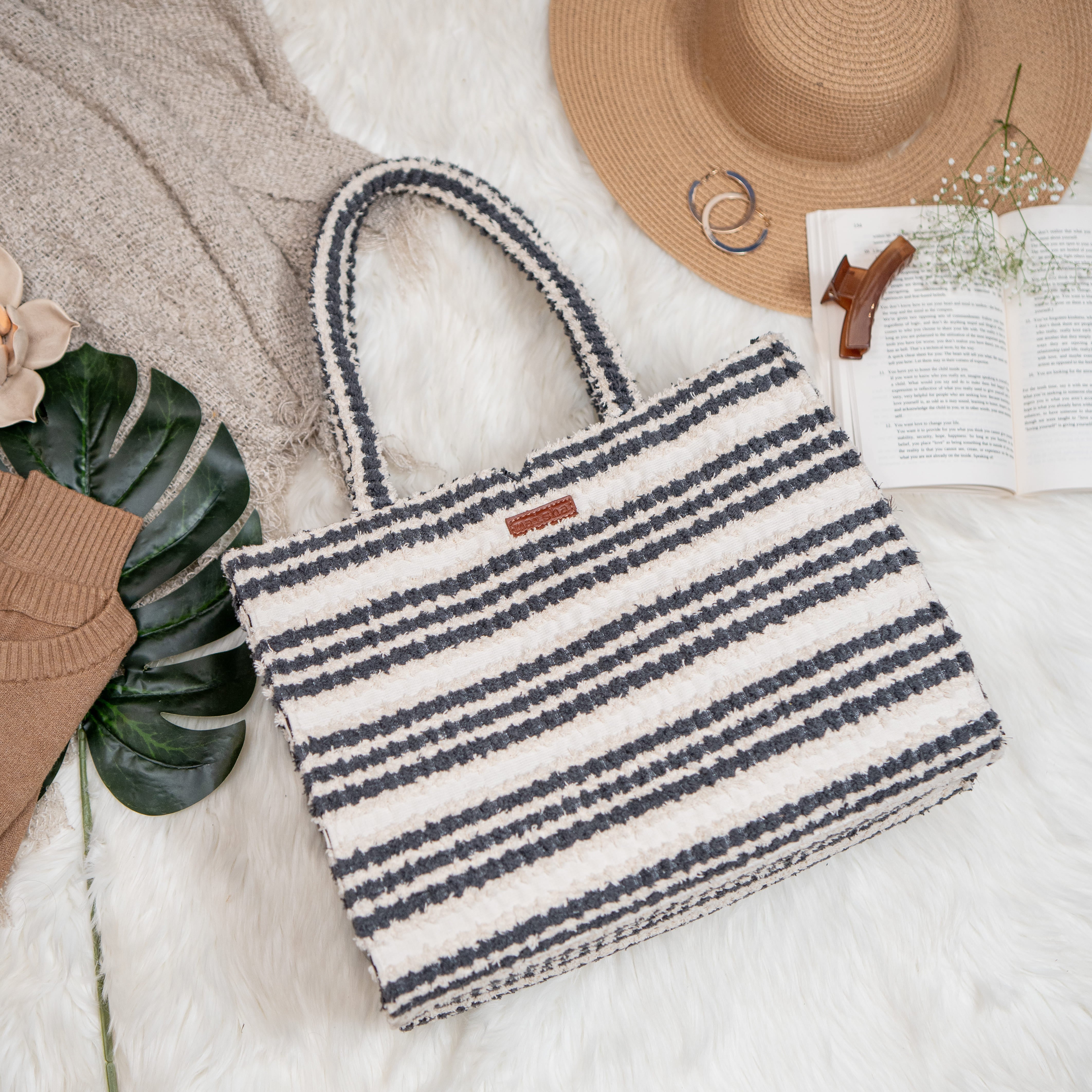 Yin to My Yang Box Bag