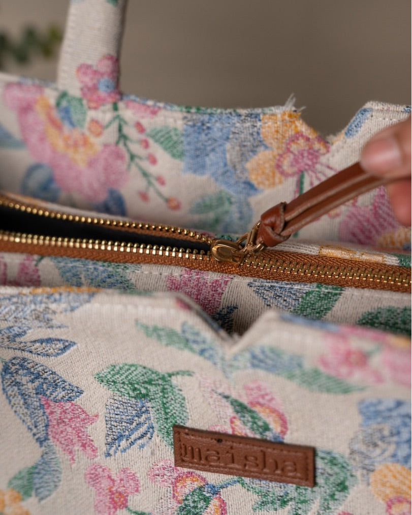 Wildest Dreams Box Bag (LARGE)