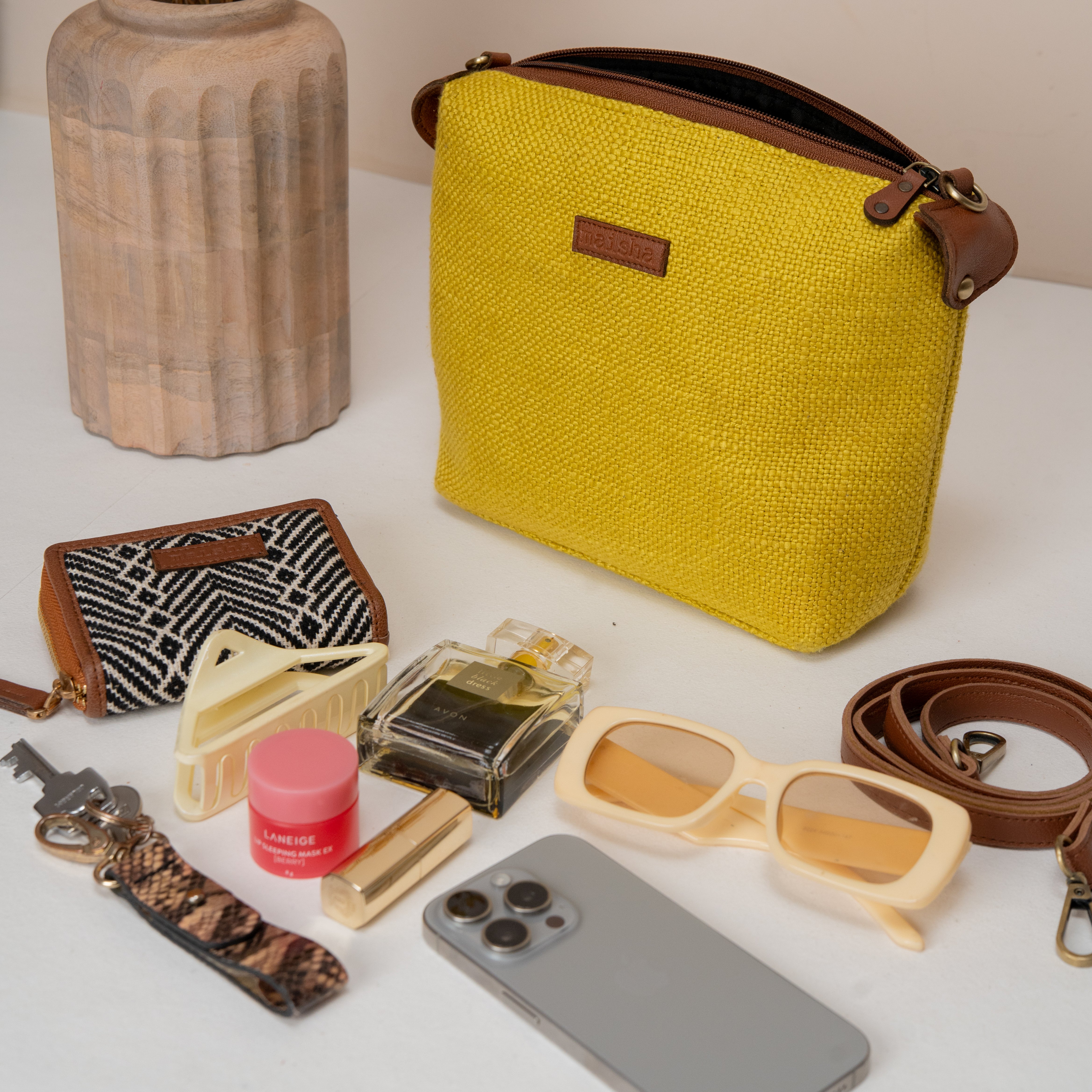 Sunny Side Pouch / Sling Bag