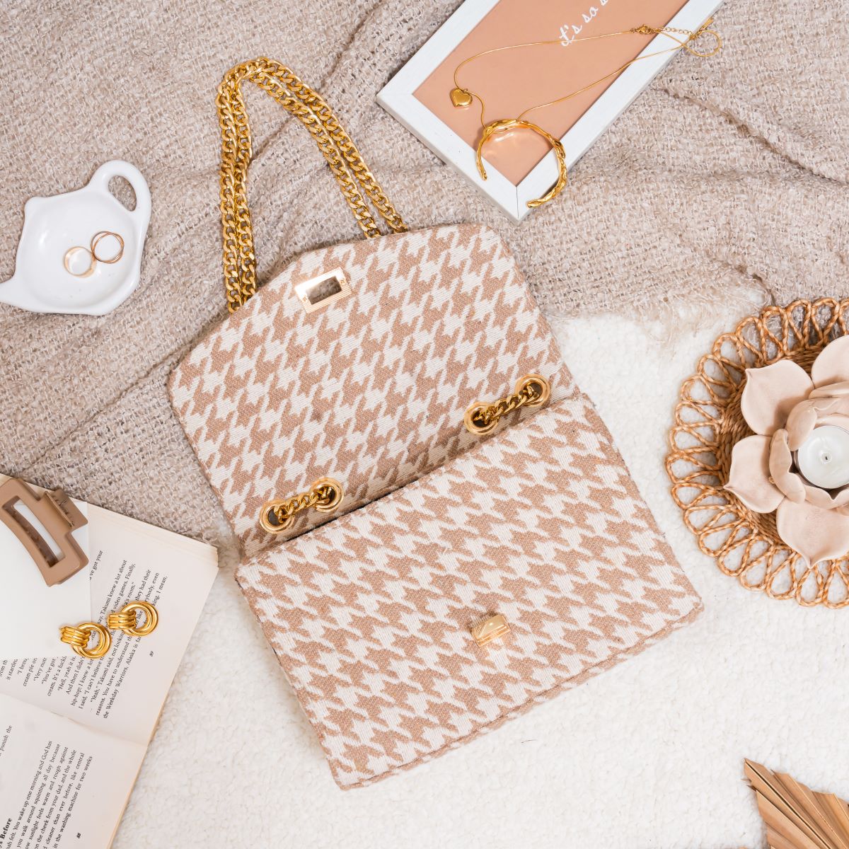 Buttercream Glitch Go Social Sling Bag