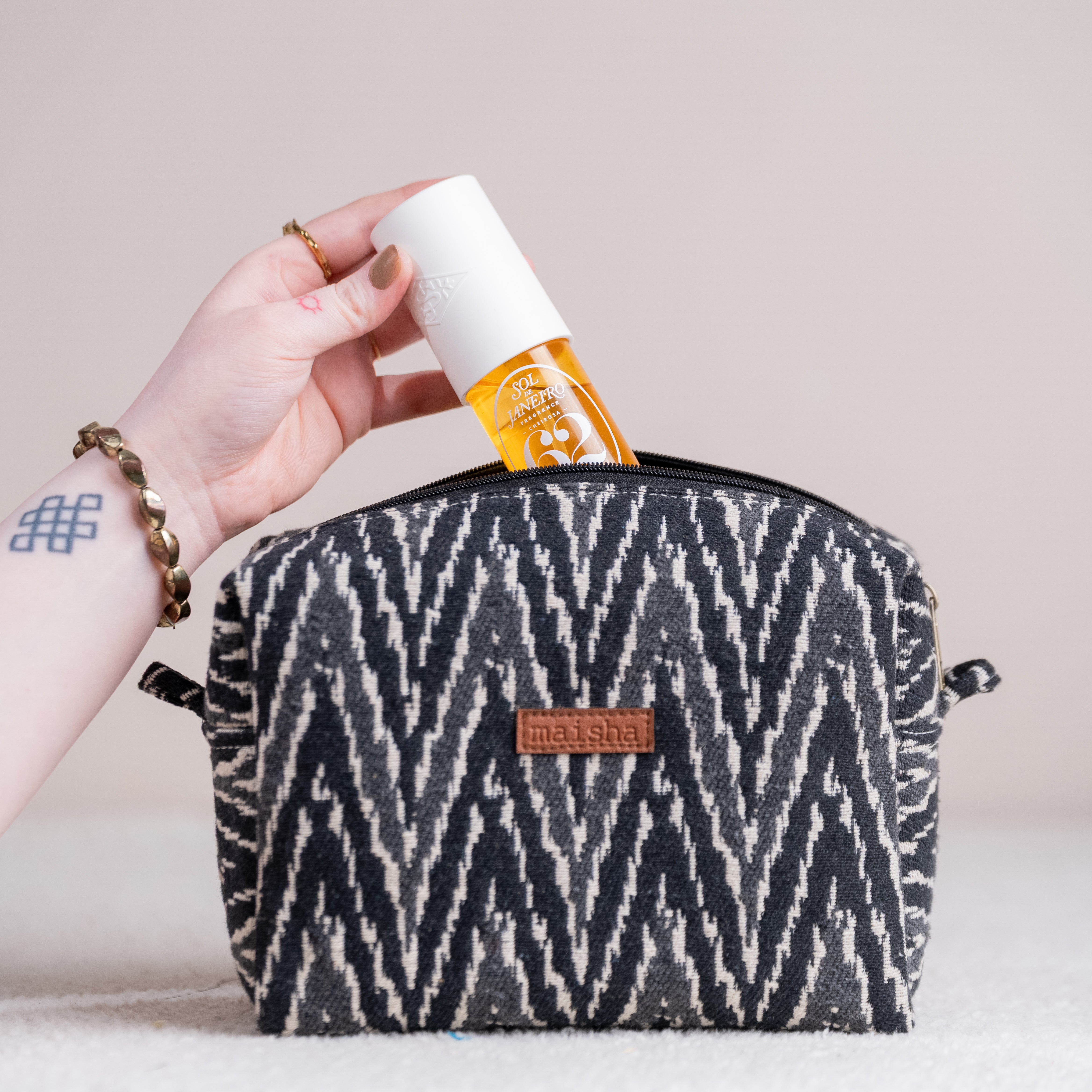 Blackberry Ikkat Essential Pouch (Set of 3)