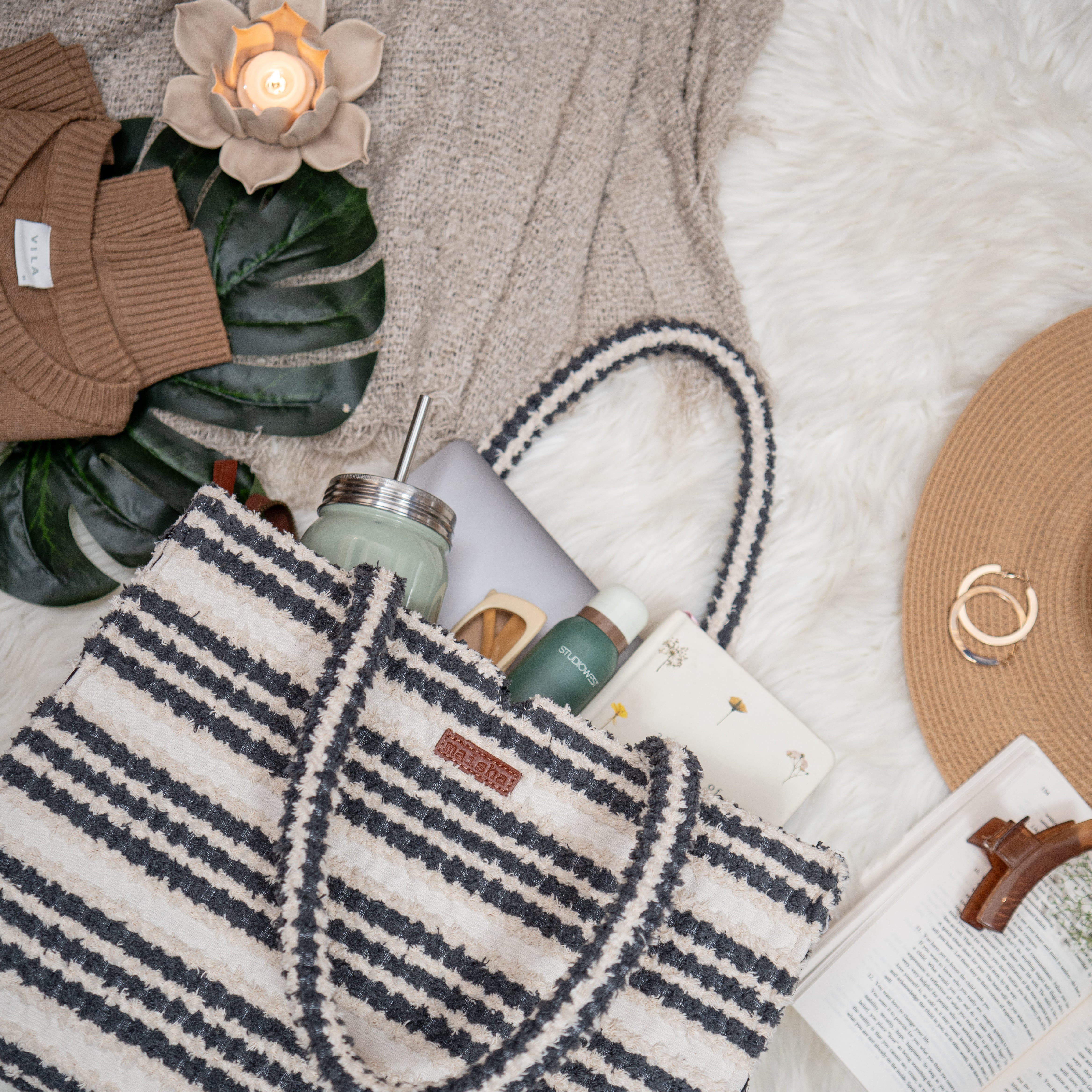 Yin to My Yang Box Bag