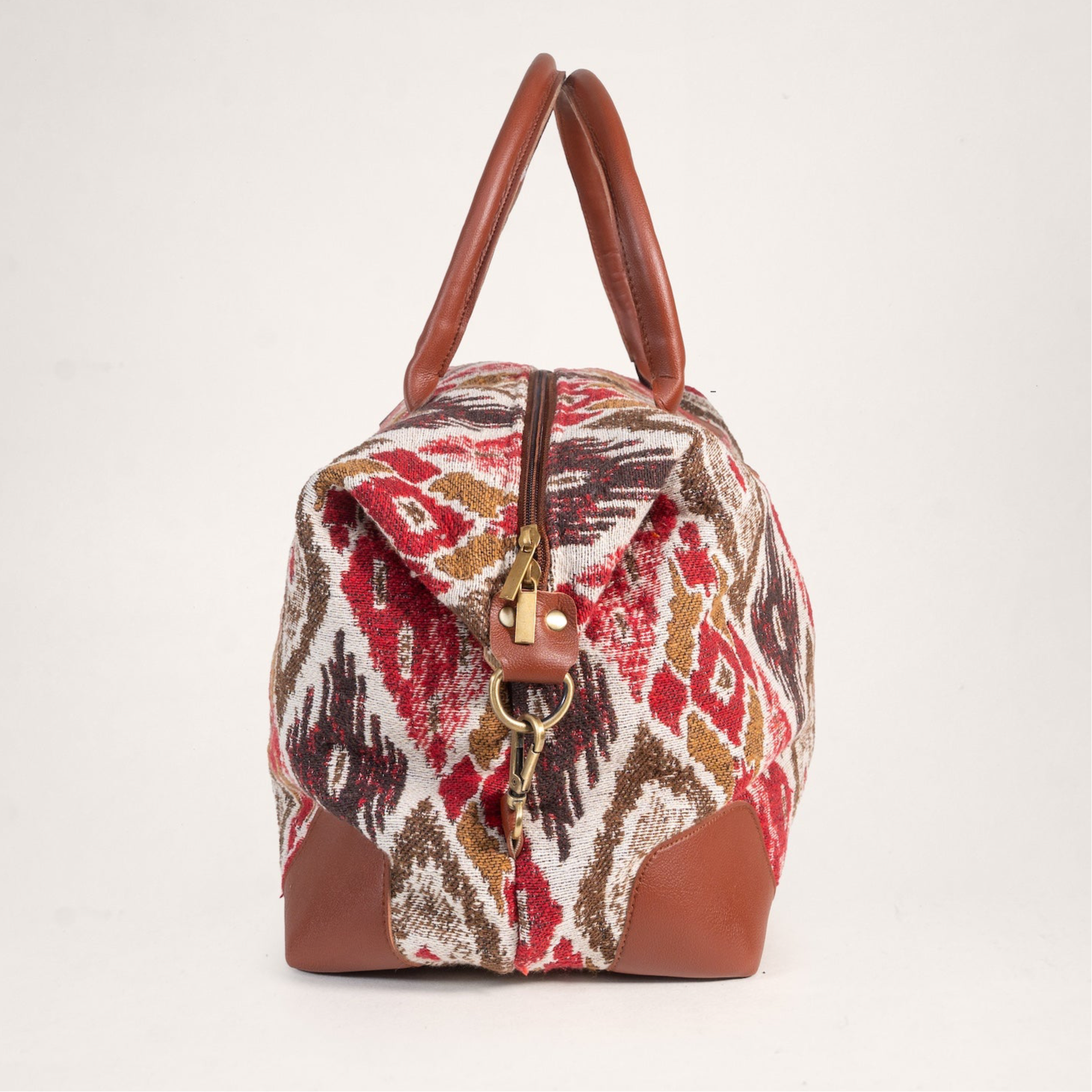 The Chic Traveller Duffle Bag