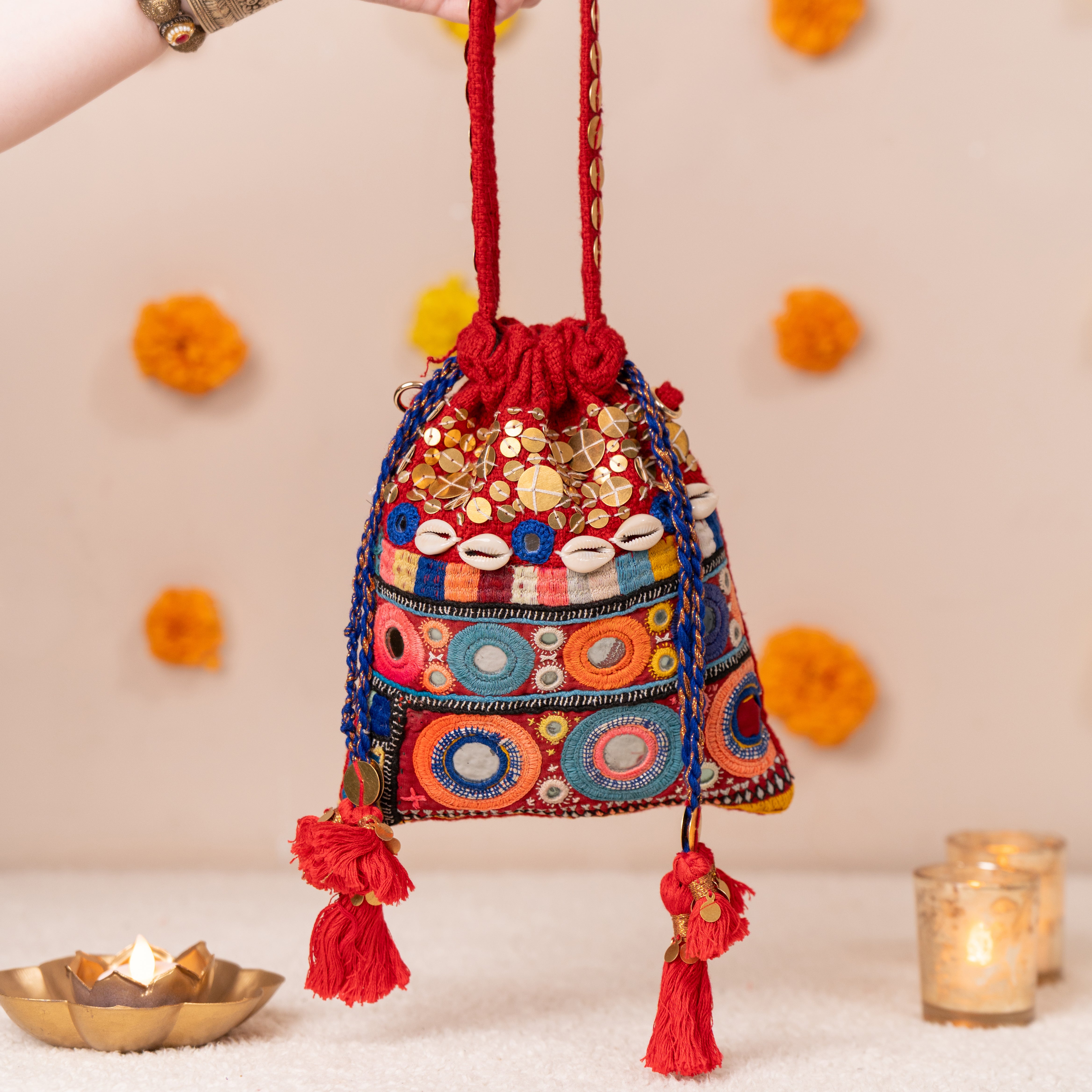 The Raas Rangni festive Potli