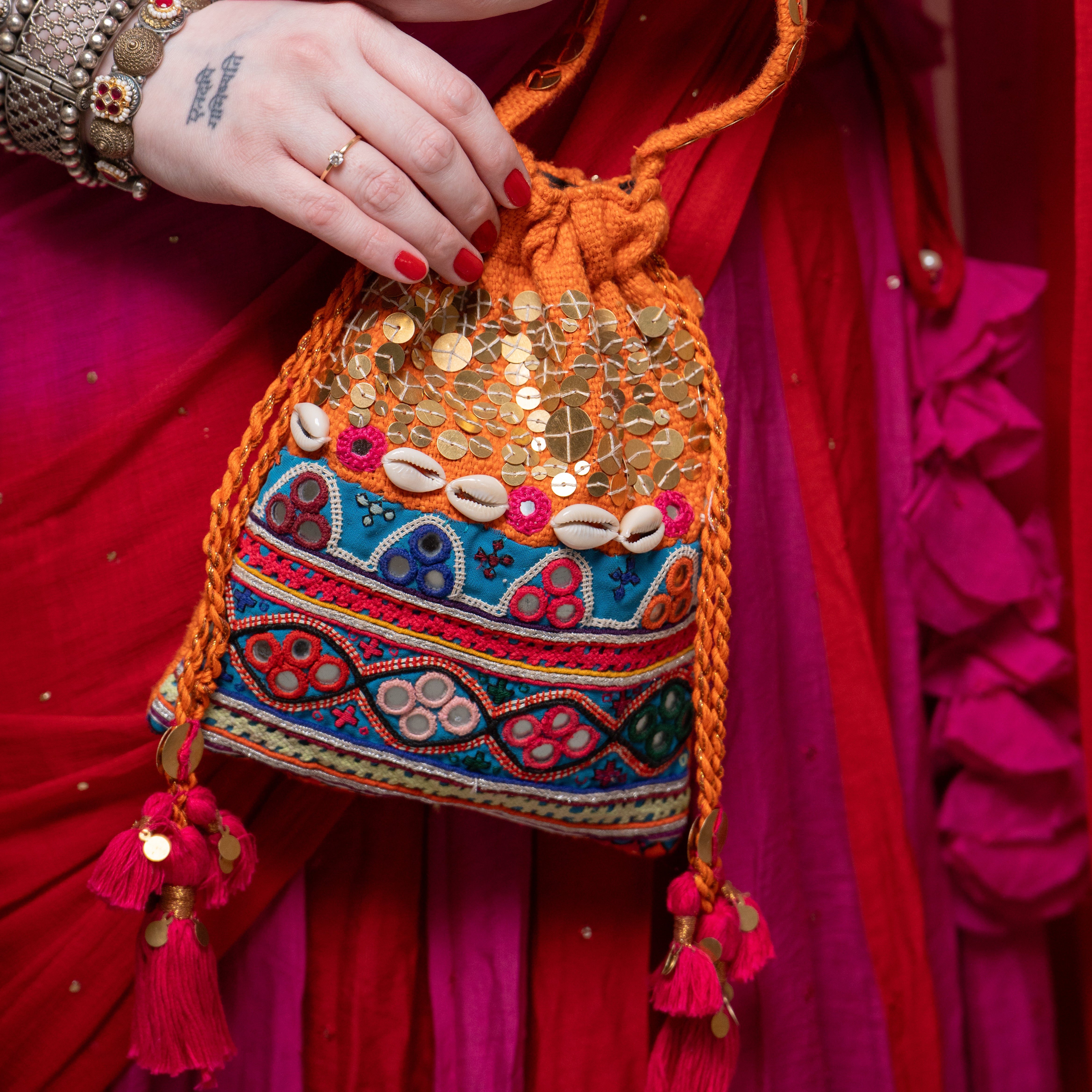 The Rangoli festive Potli