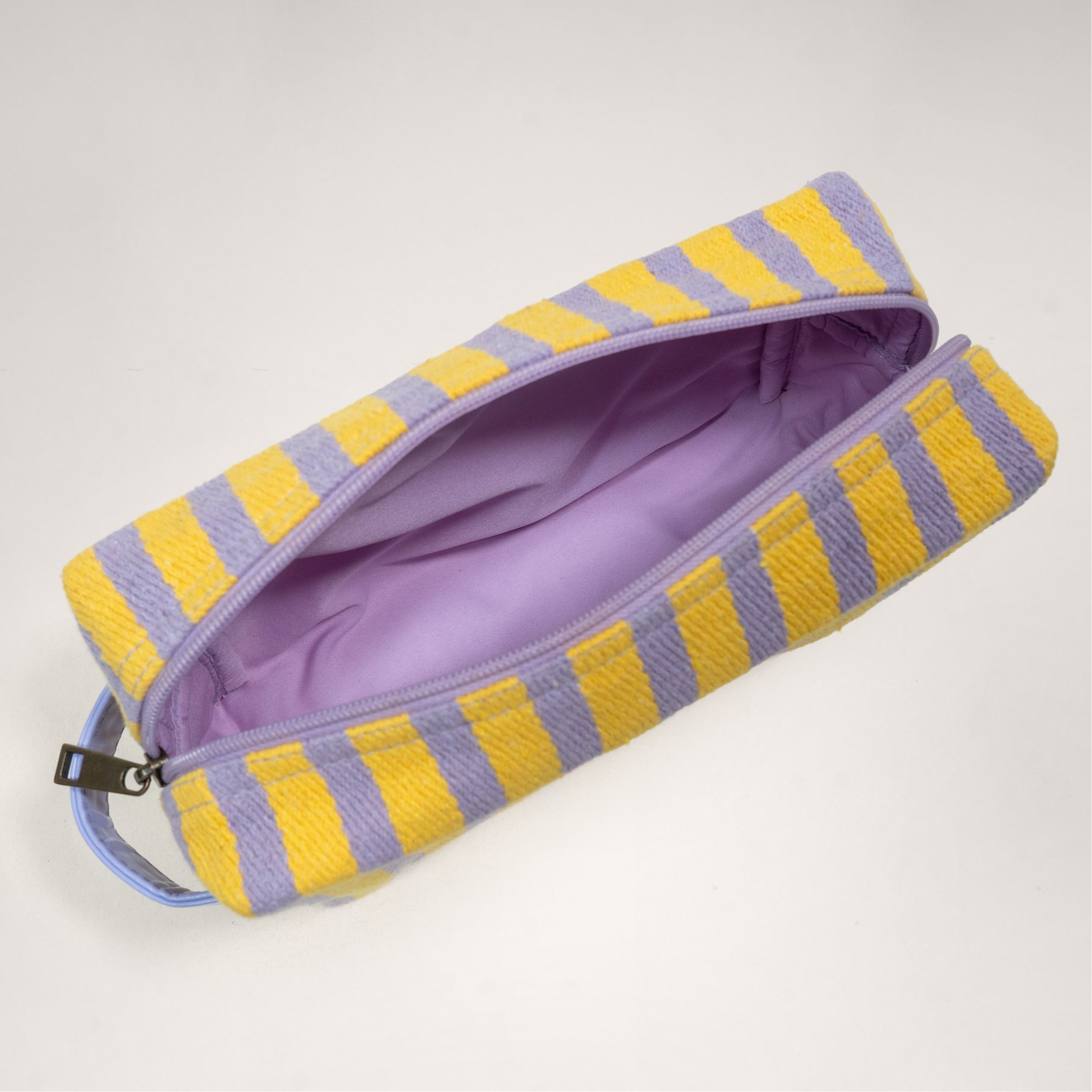 Lilac Daisies Shopper Pouch