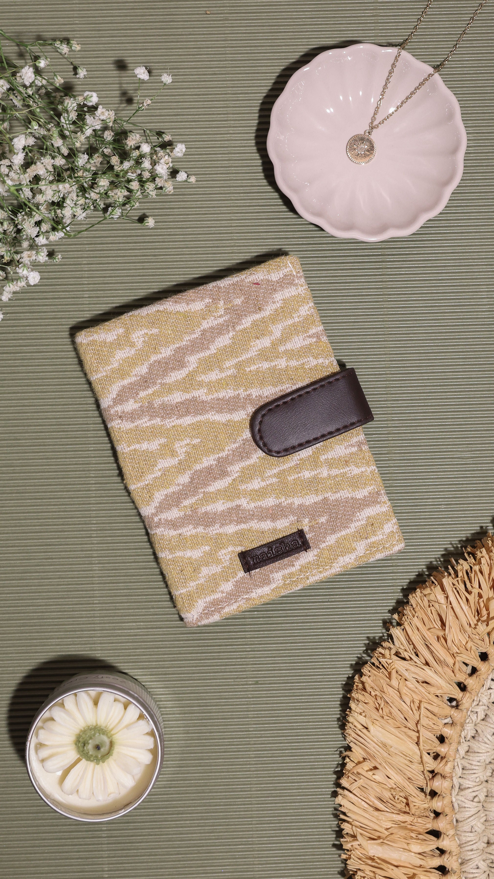 Buttercream Ikkat Passport Cover