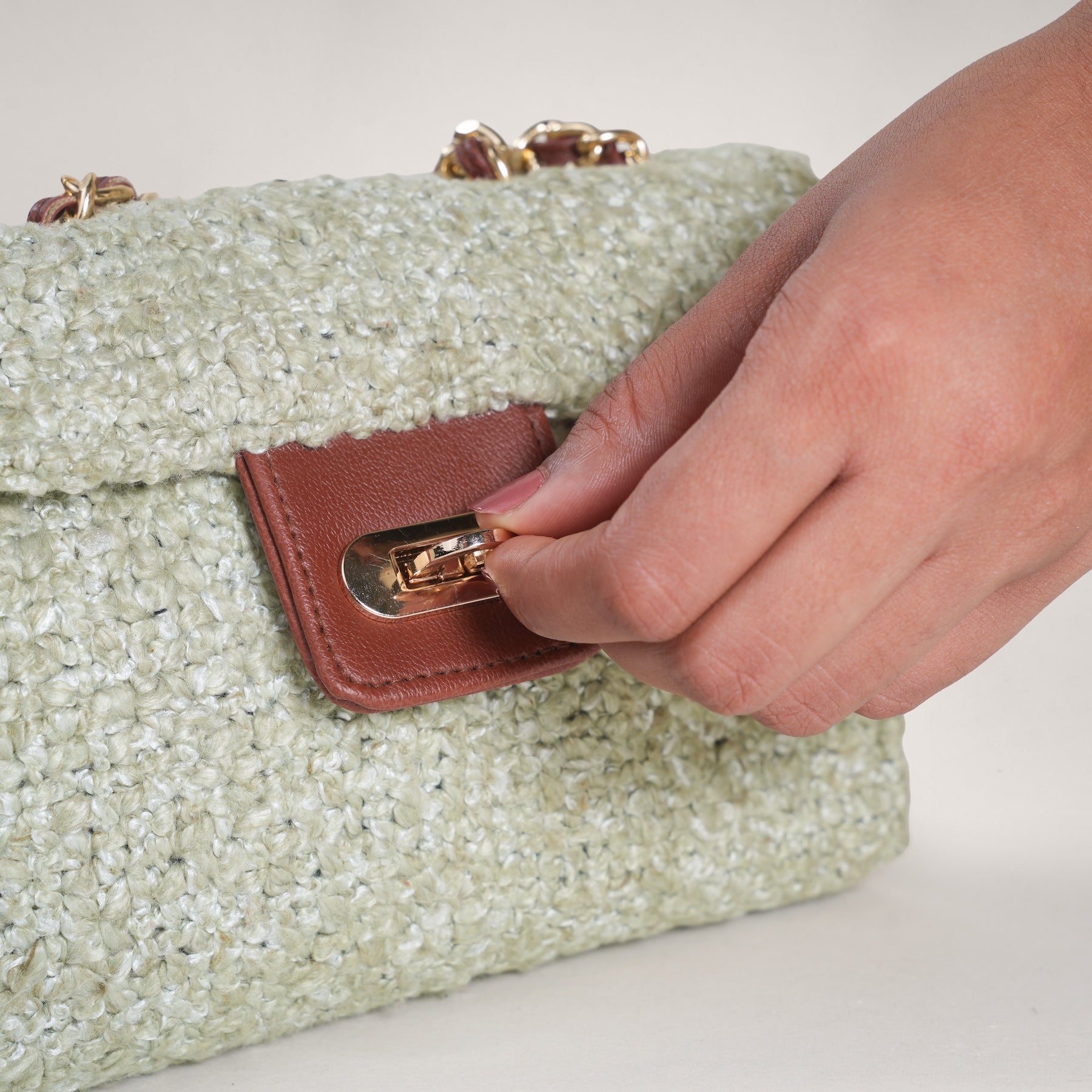 Soft Plans Go Social Slings