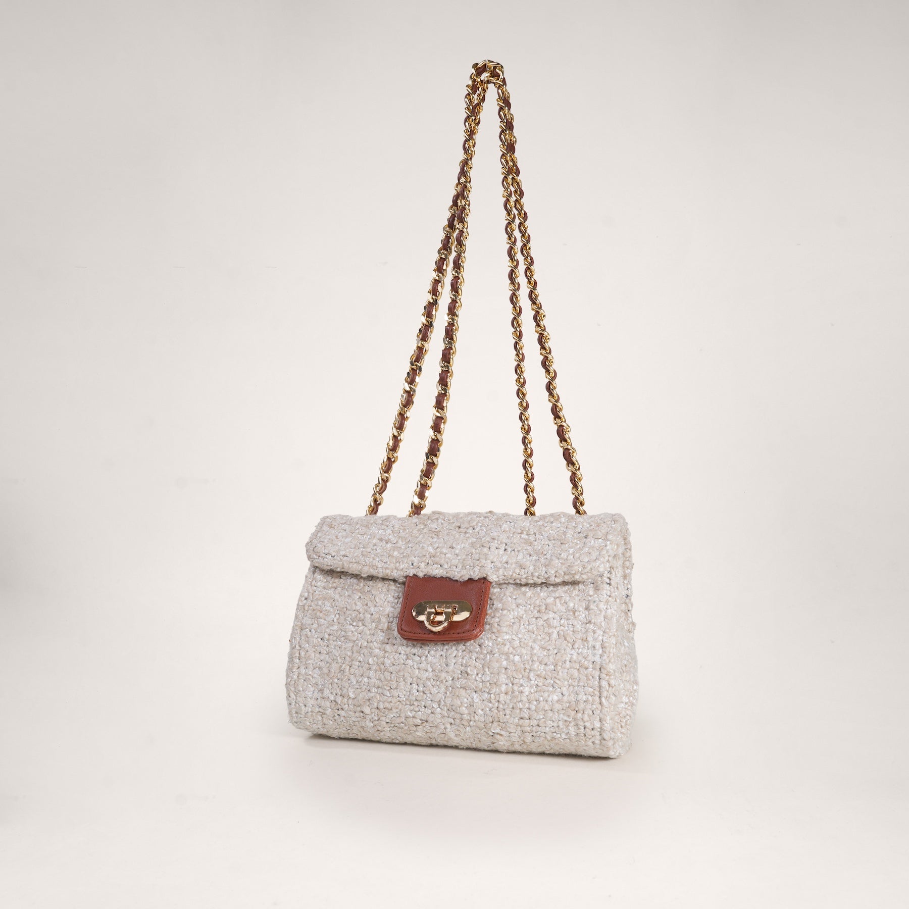 Day Date Go Social Slings