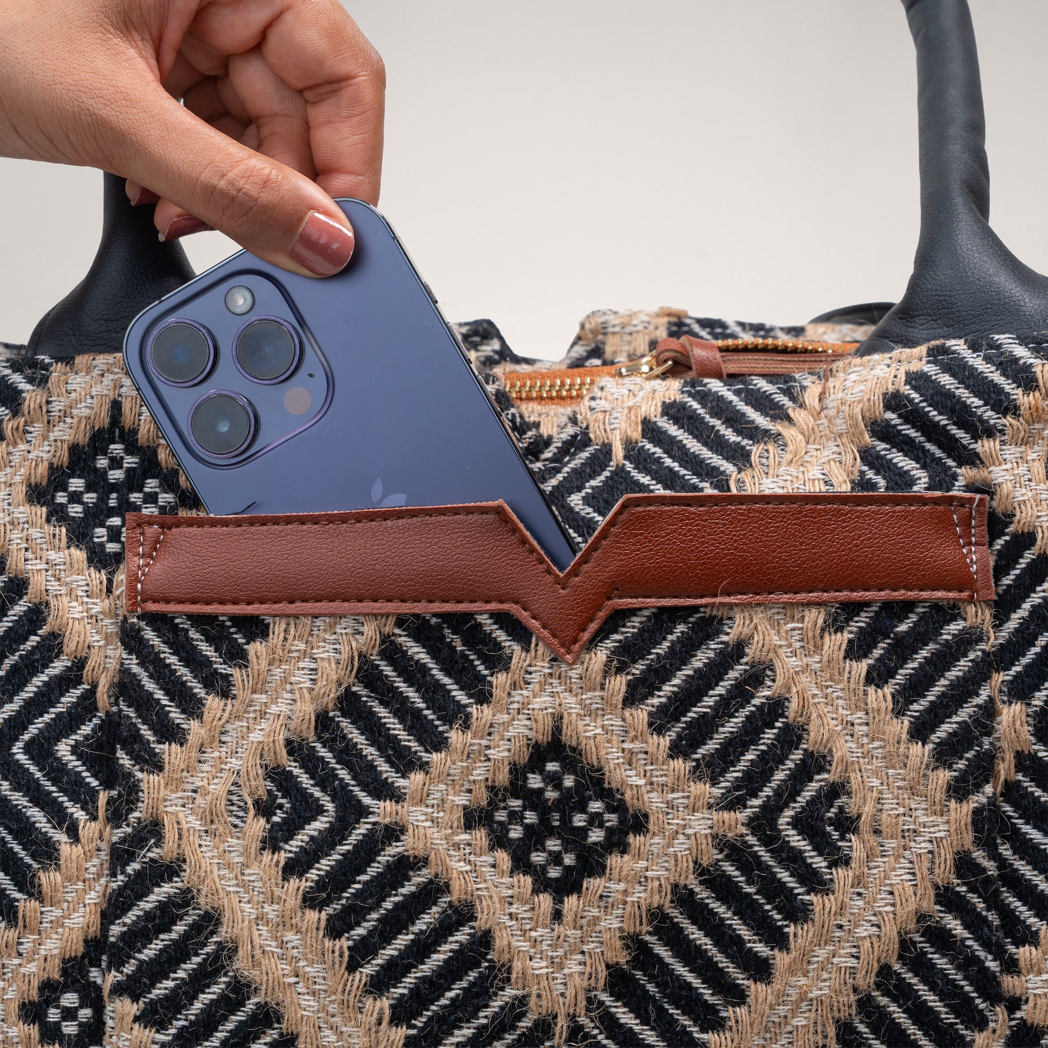 Sahara Grid Box Bag (Large)