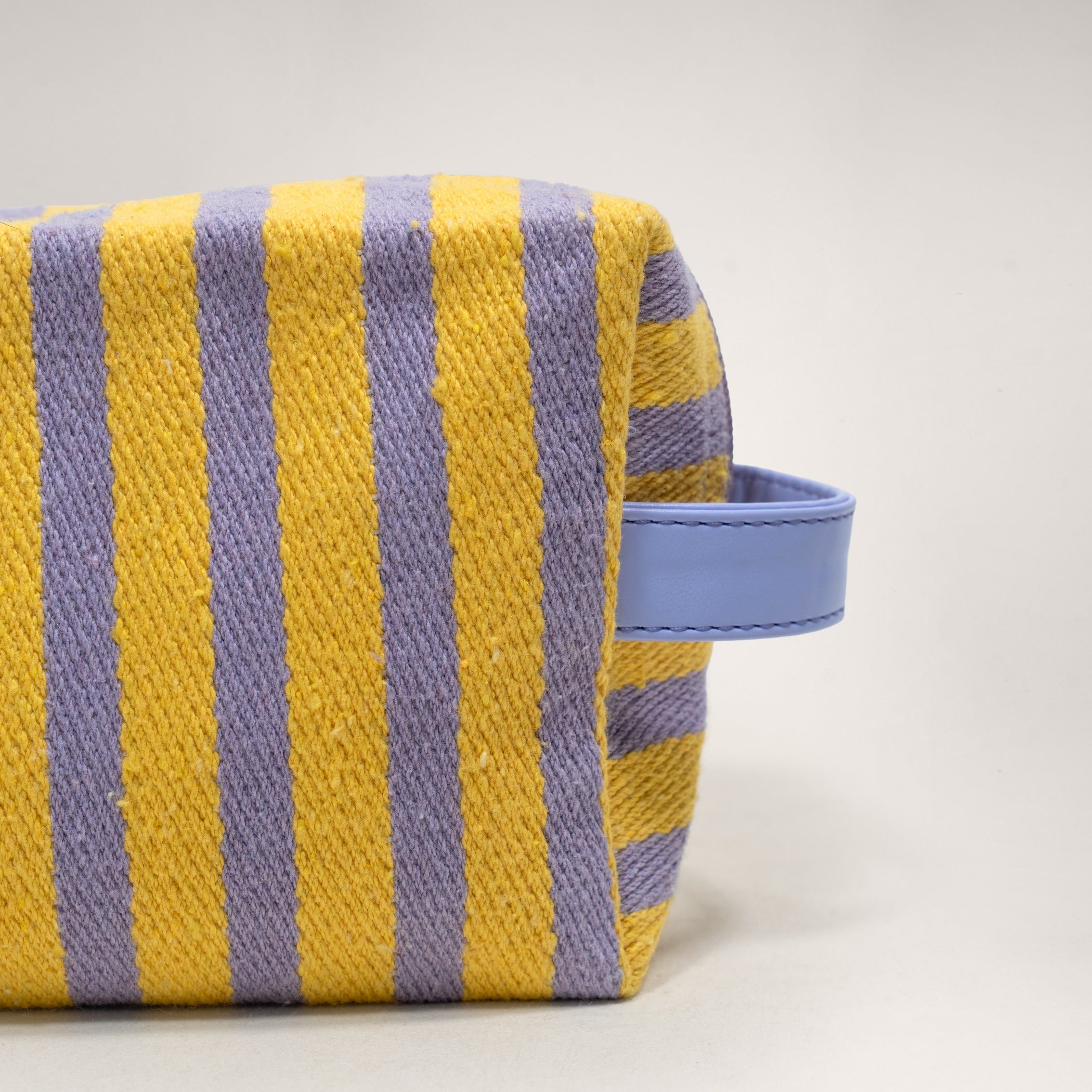 Lilac Daisies Shopper Pouch