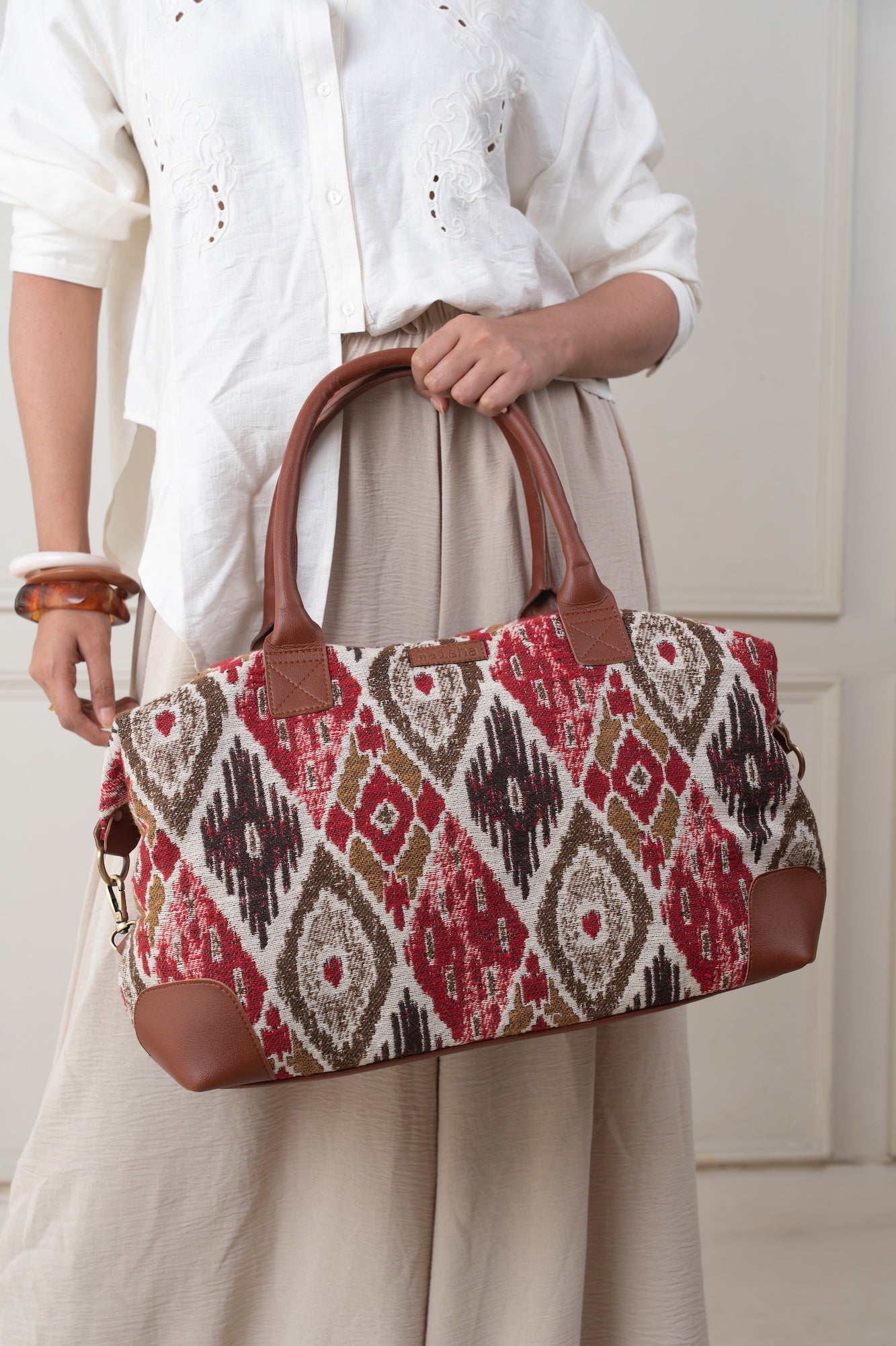 The Chic Traveller Duffle Bag