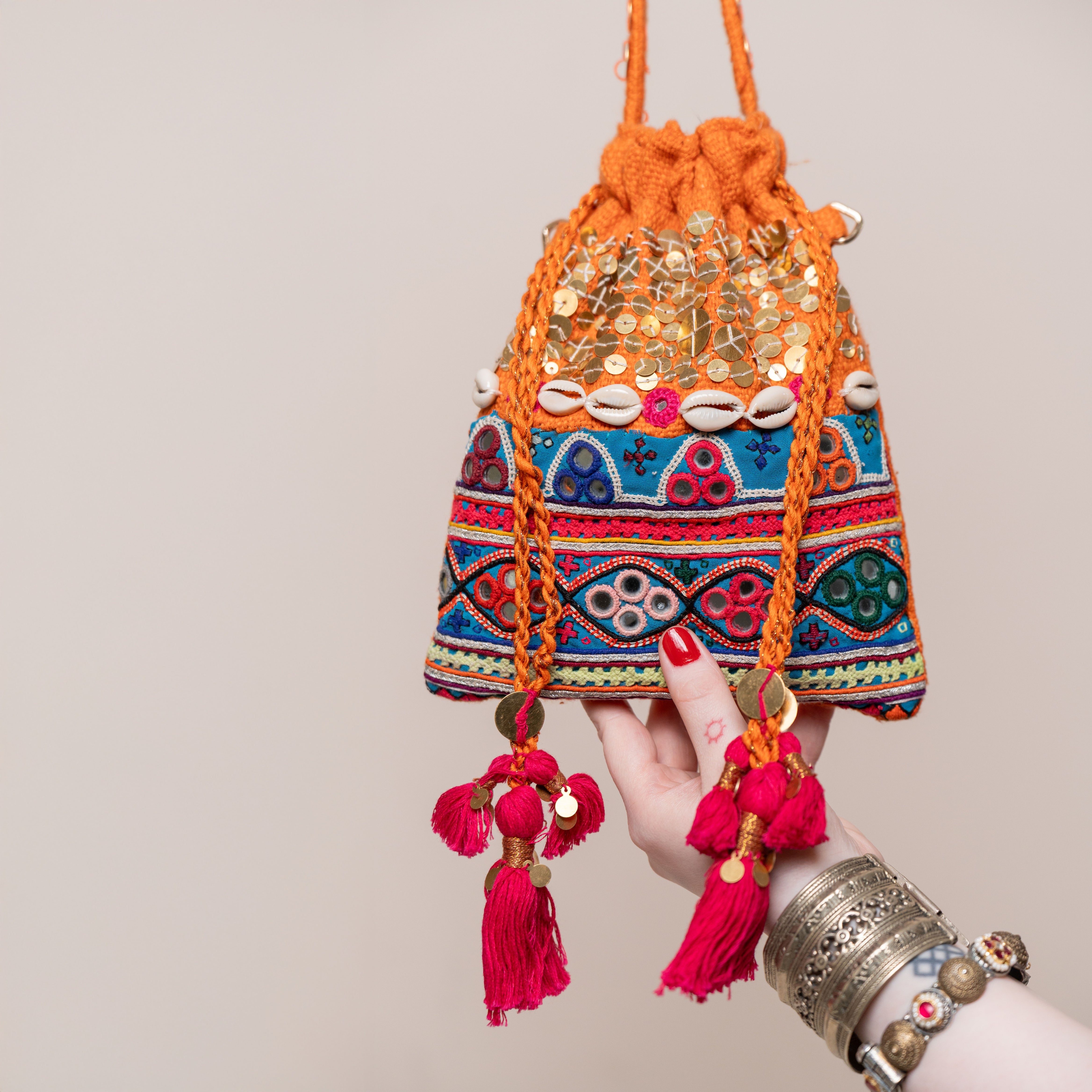 The Rangoli festive Potli