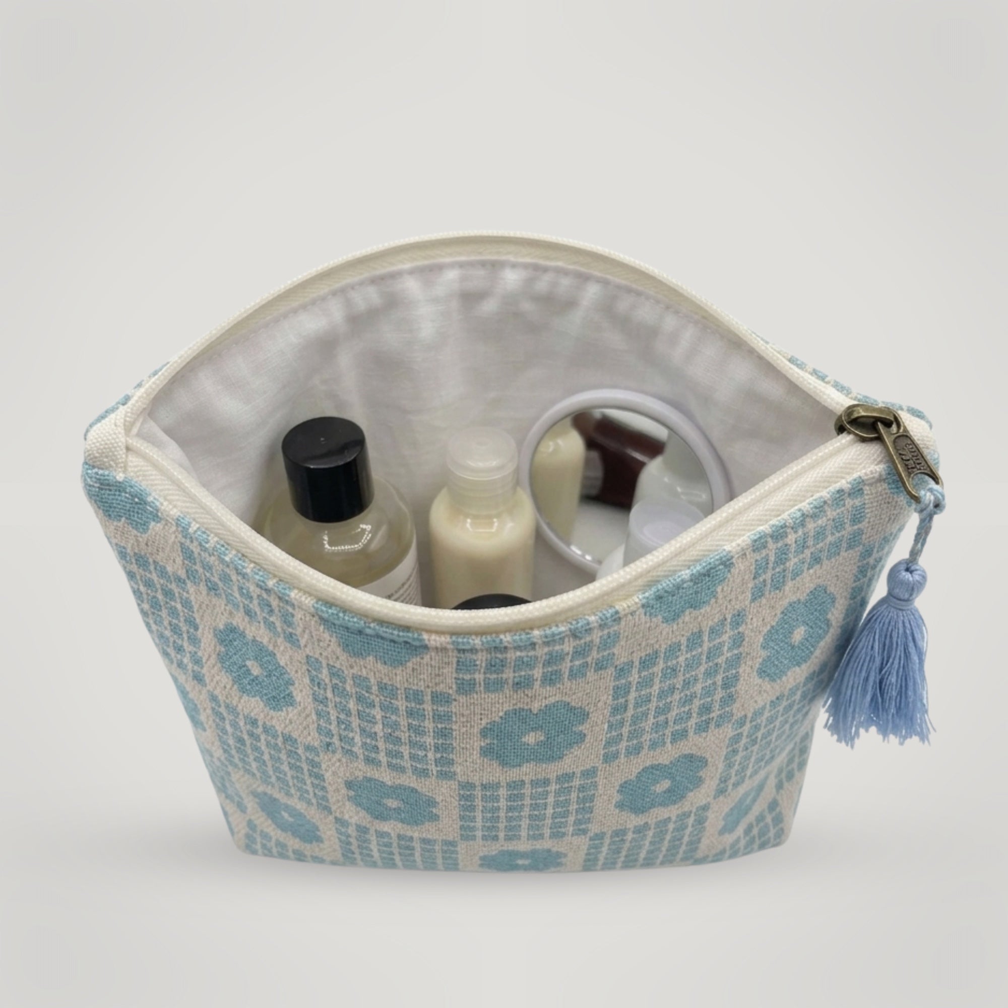 BlueBell Check Maxi Pouch