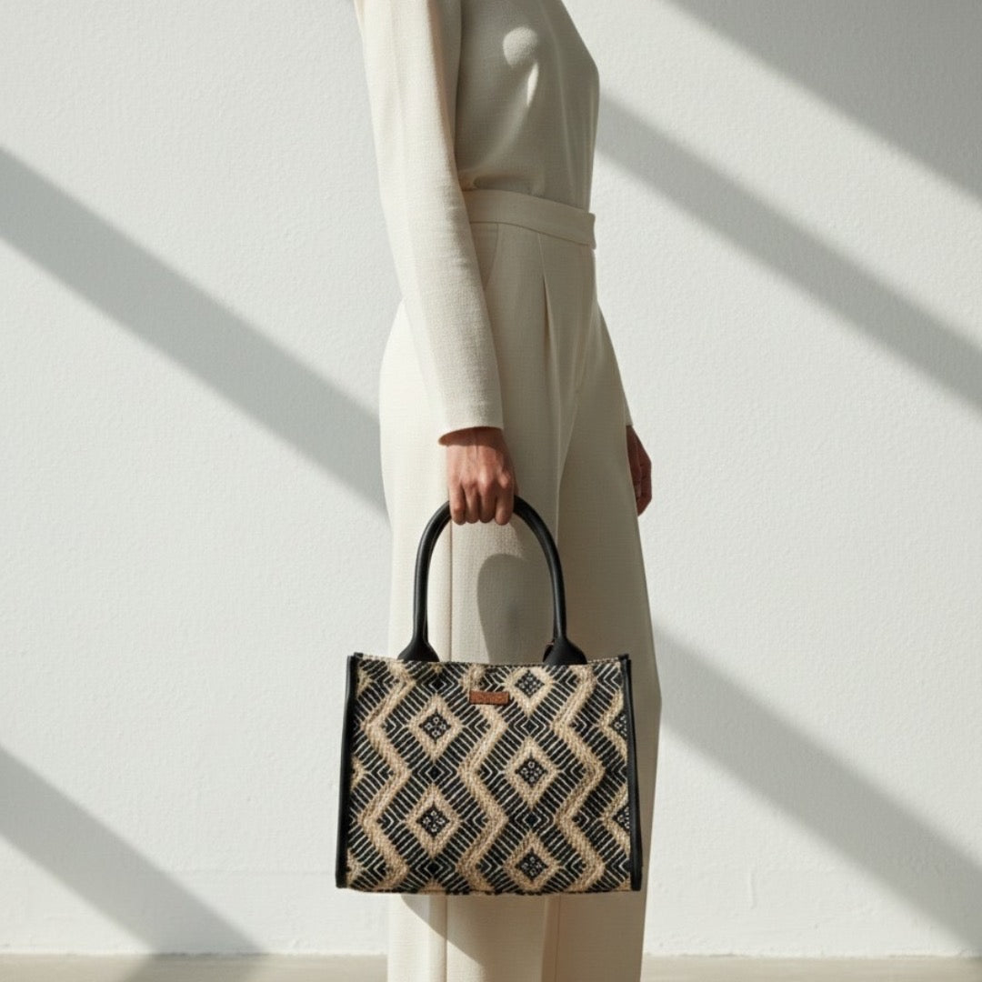 Sahara Grid Box Bag (Medium)