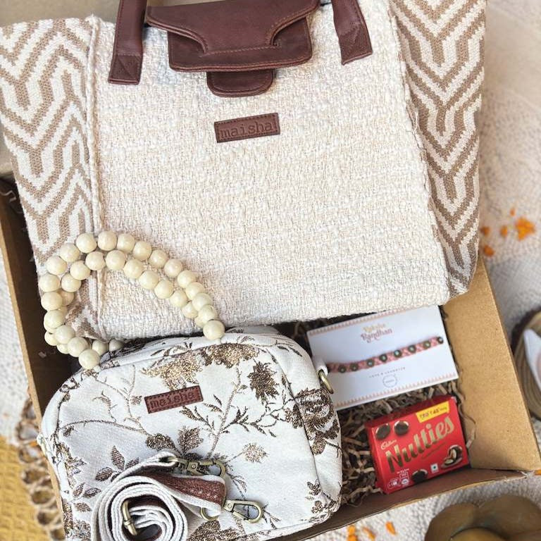 Sunehri Saugaat Rakhi Hamper