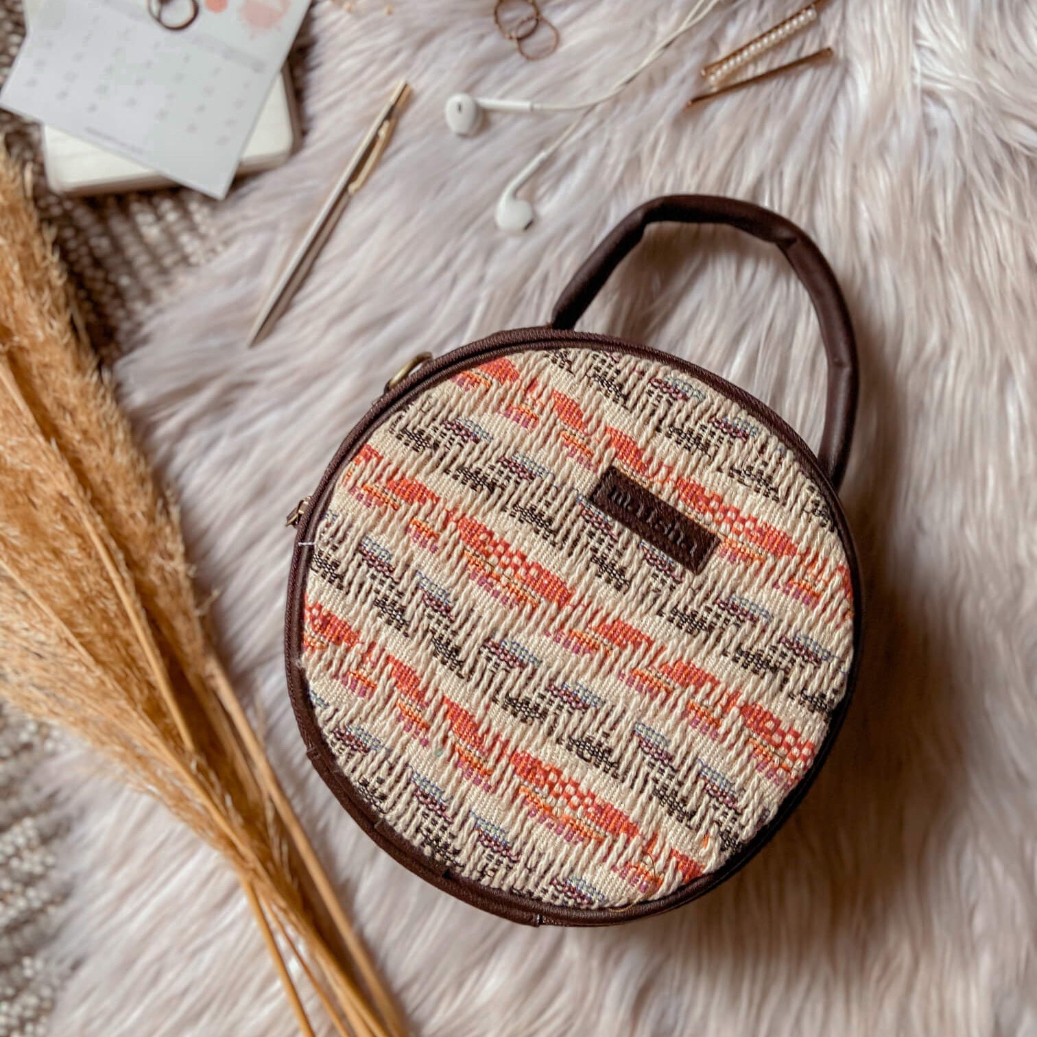 Sunset hues round boho bag