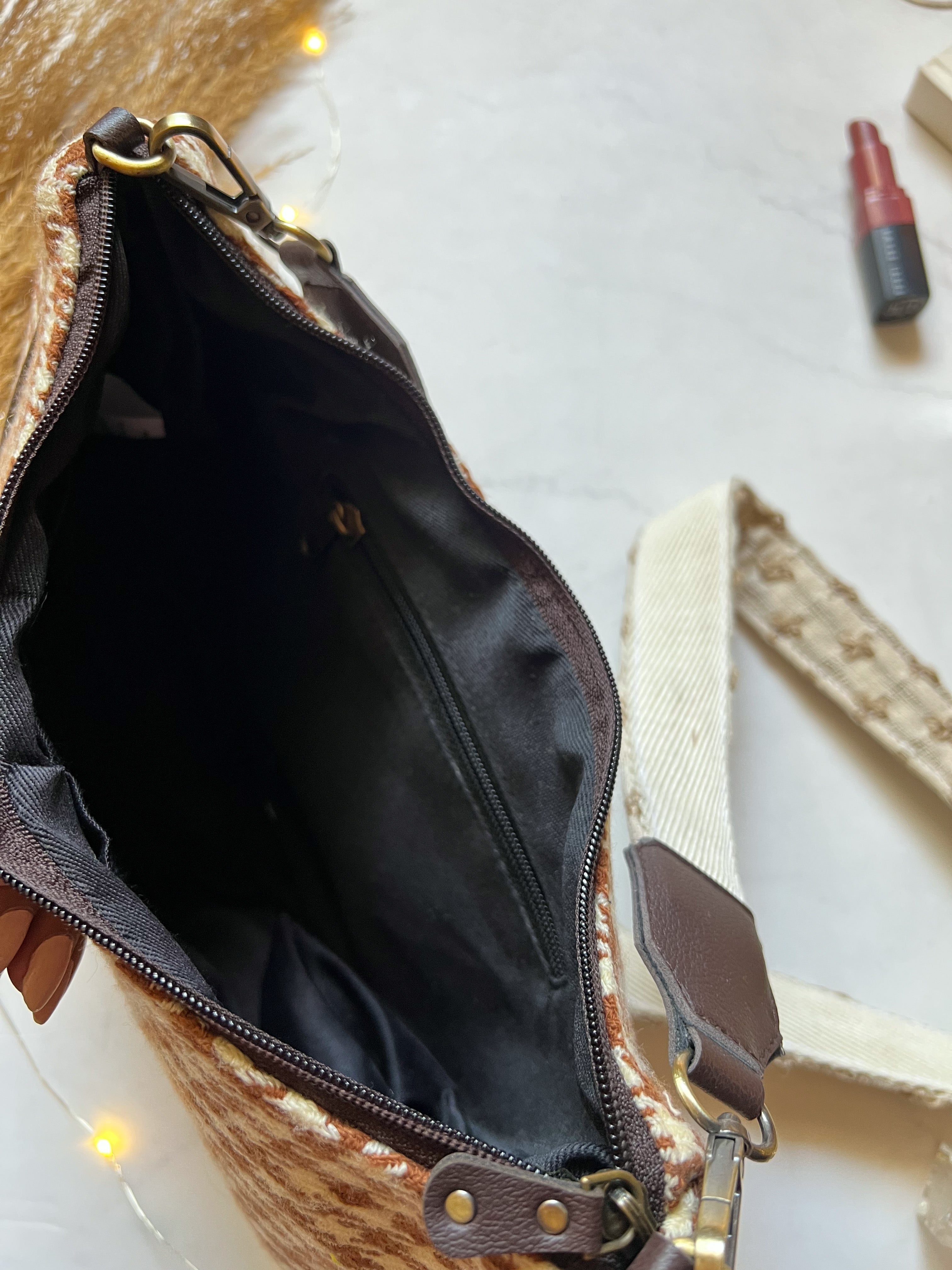 Vintage Roll AM to PM Sling Bag