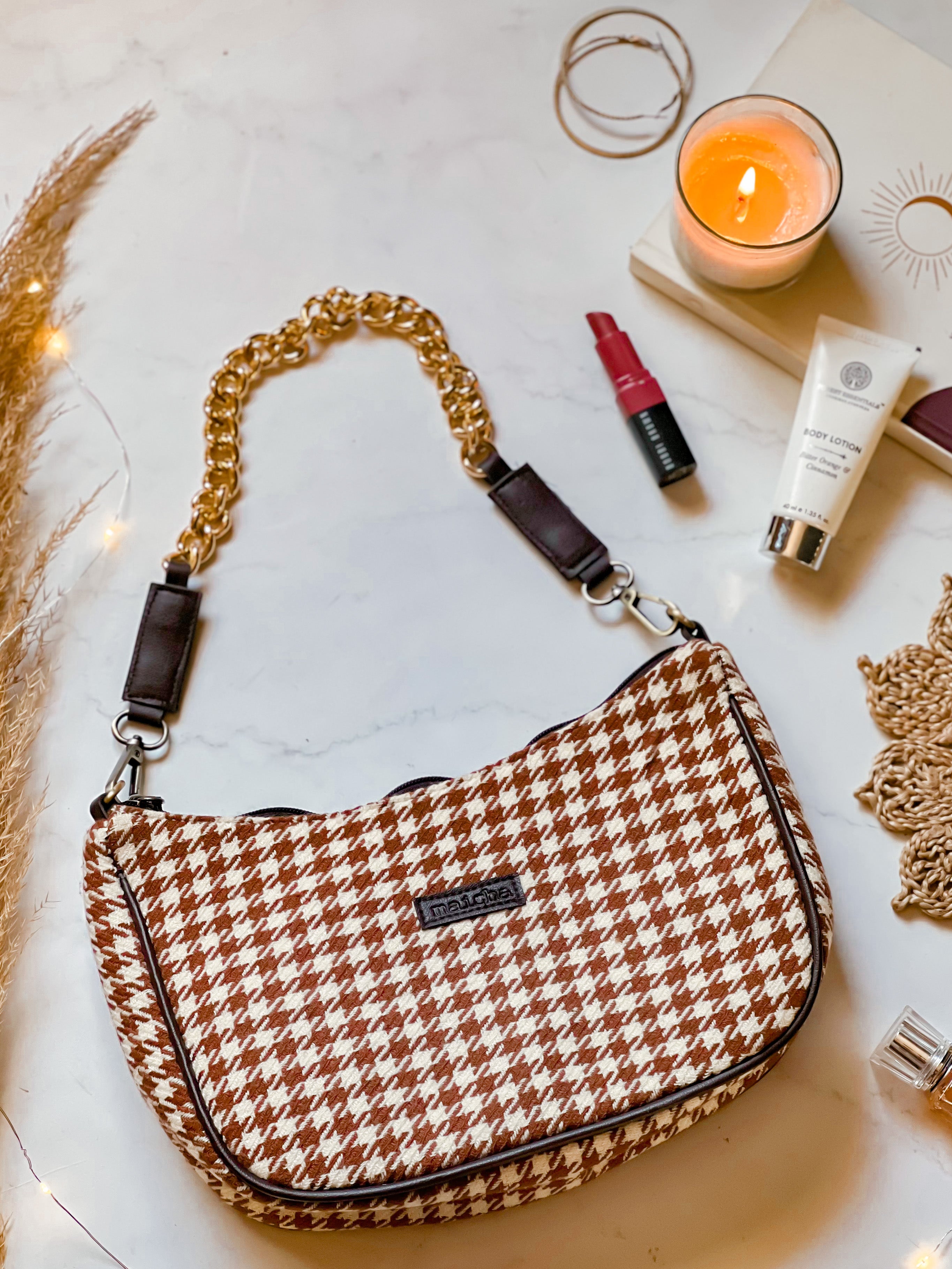 Vintage Roll AM to PM Sling Bag