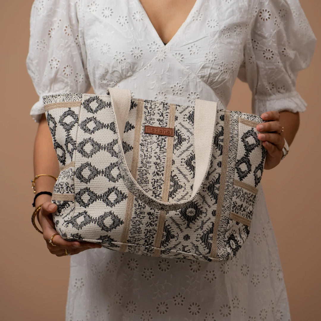 Diwali Shopping Spree? Sturdy Canvas Tote Bags for Every Errand