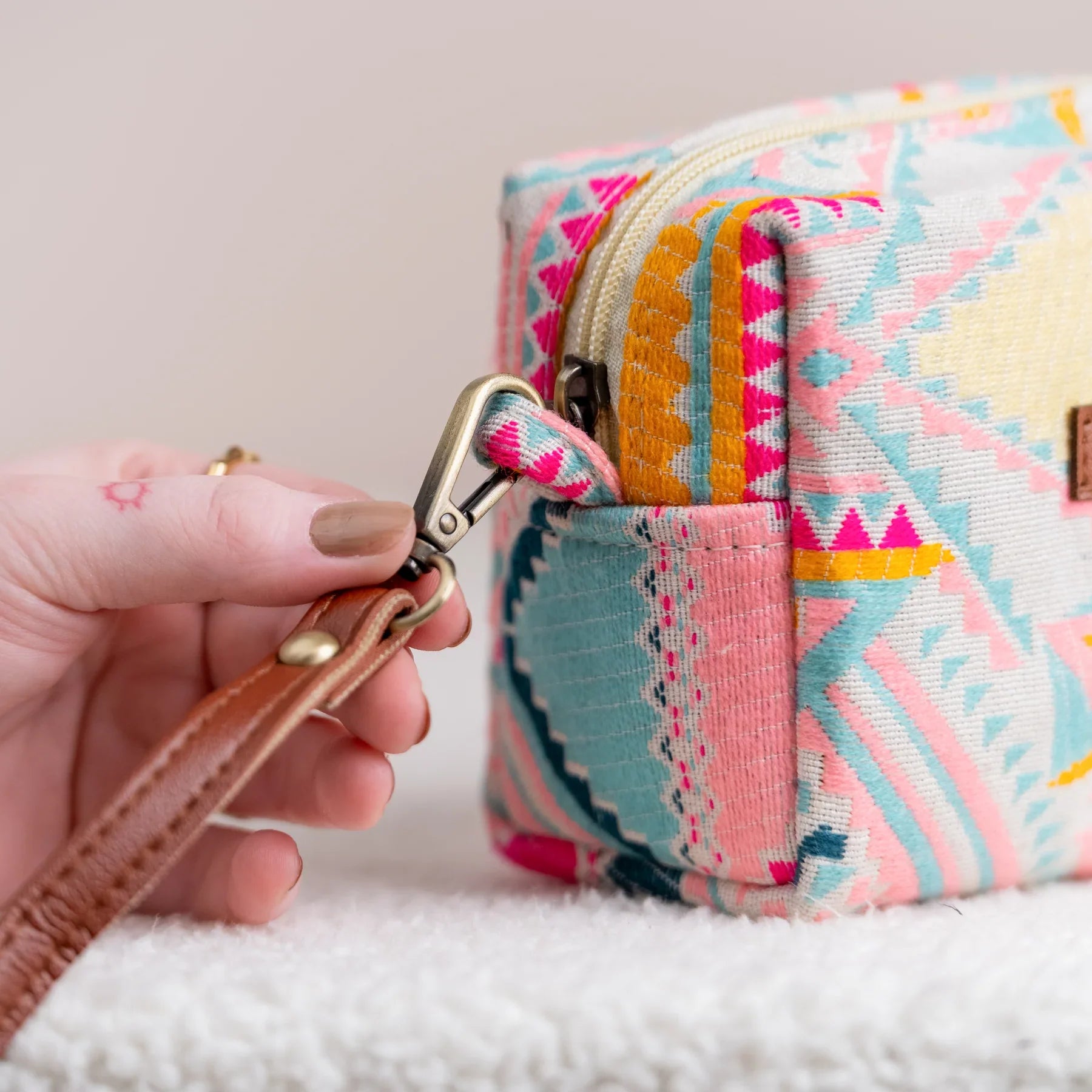 Handcrafted Pouches: The Perfect Companion for Pandal Hopping in Durga Puja