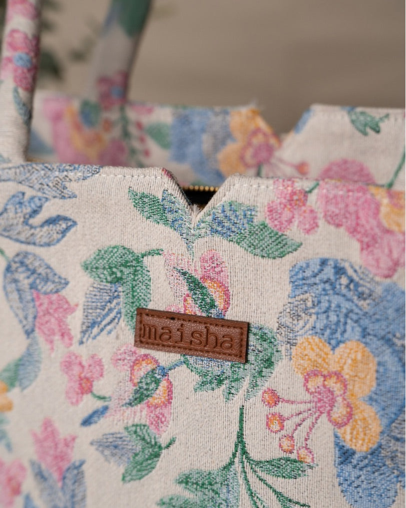 Wildest Dreams Box Bag (LARGE)