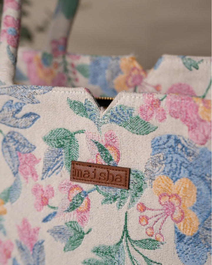 Wildest Dreams Box Bag (LARGE)