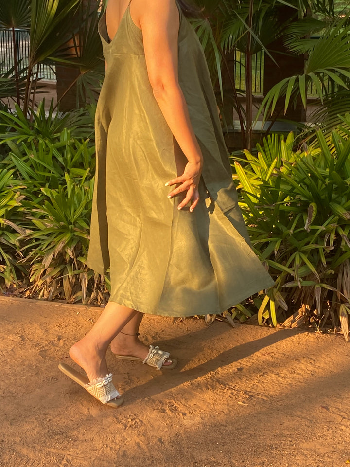 Olive Garden - Linen Dress