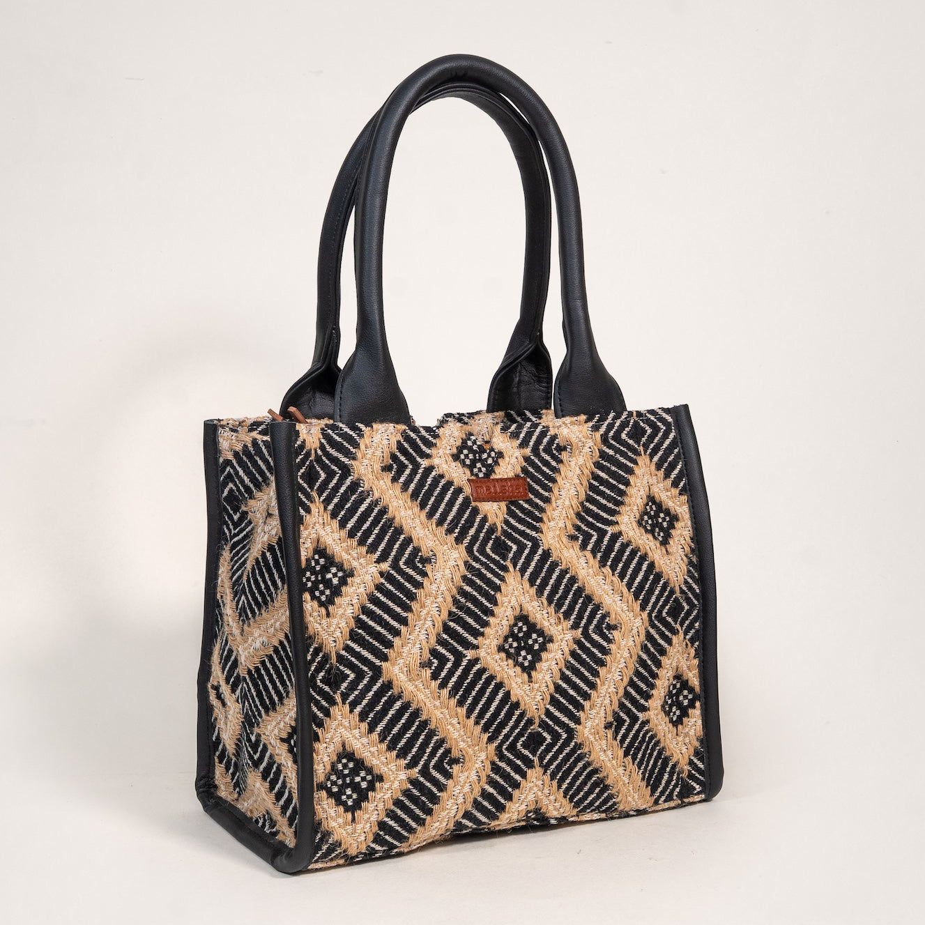 Sahara Grid Box Bag (Medium)
