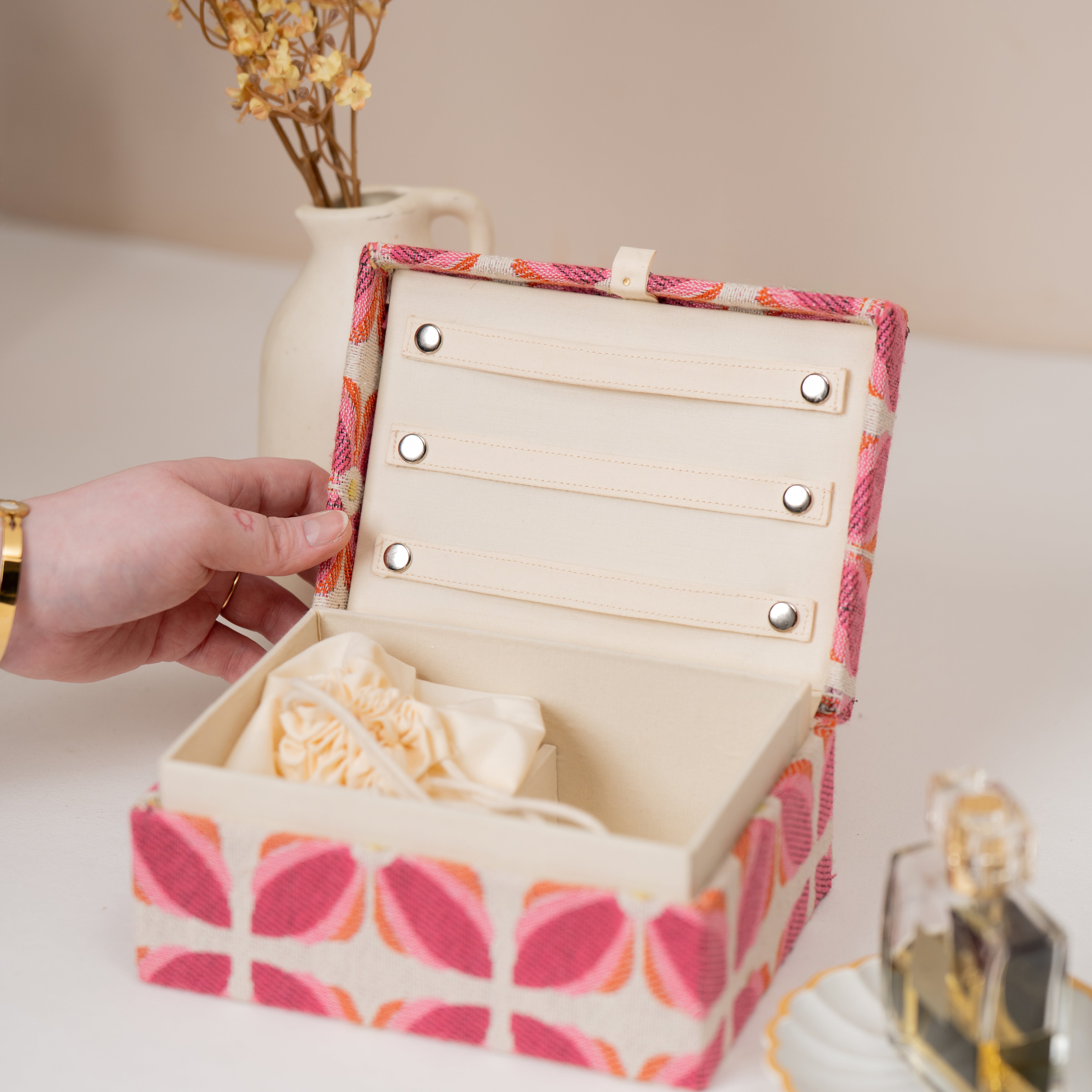 Gulaabo Jewellery Box