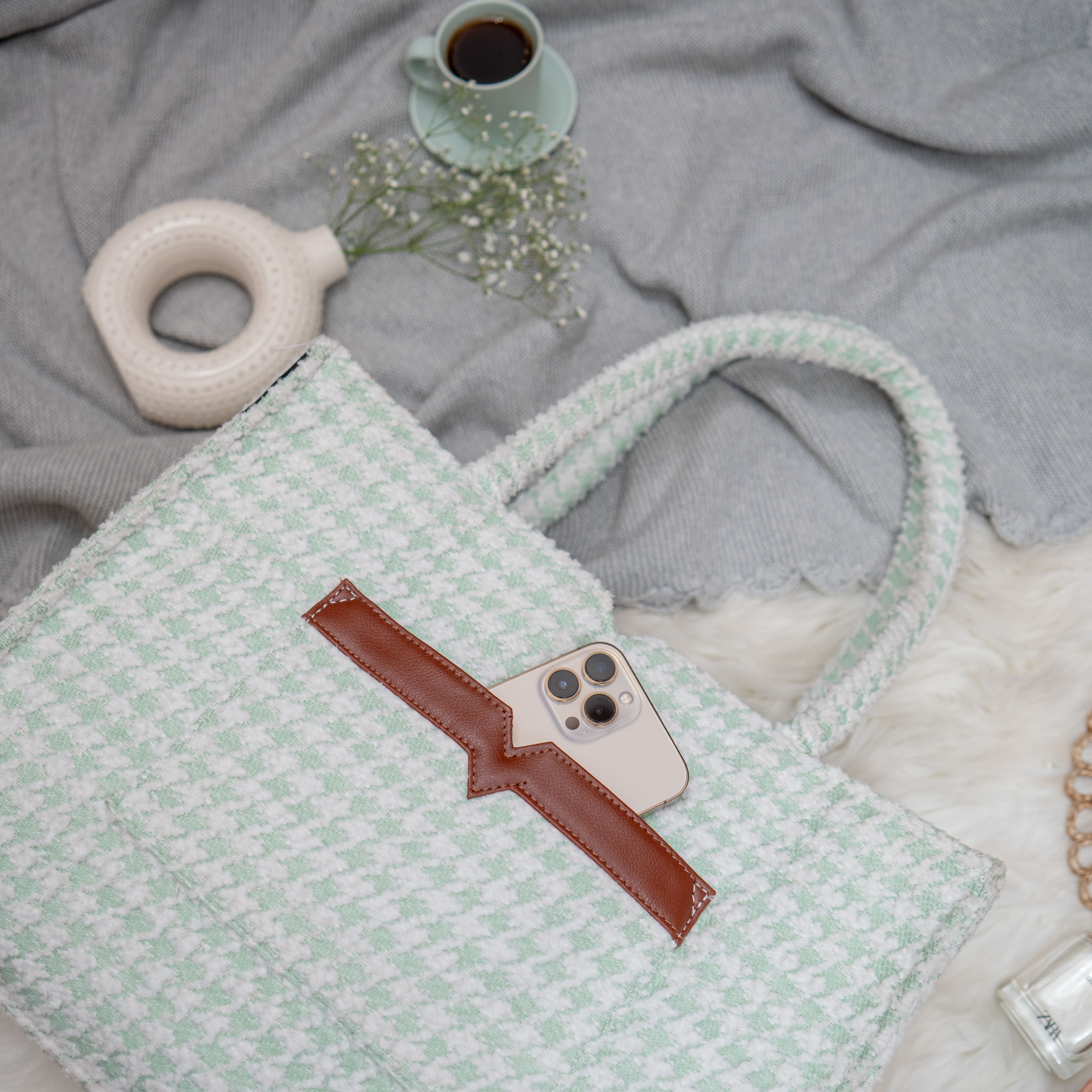 Mint Gelato Box Bag