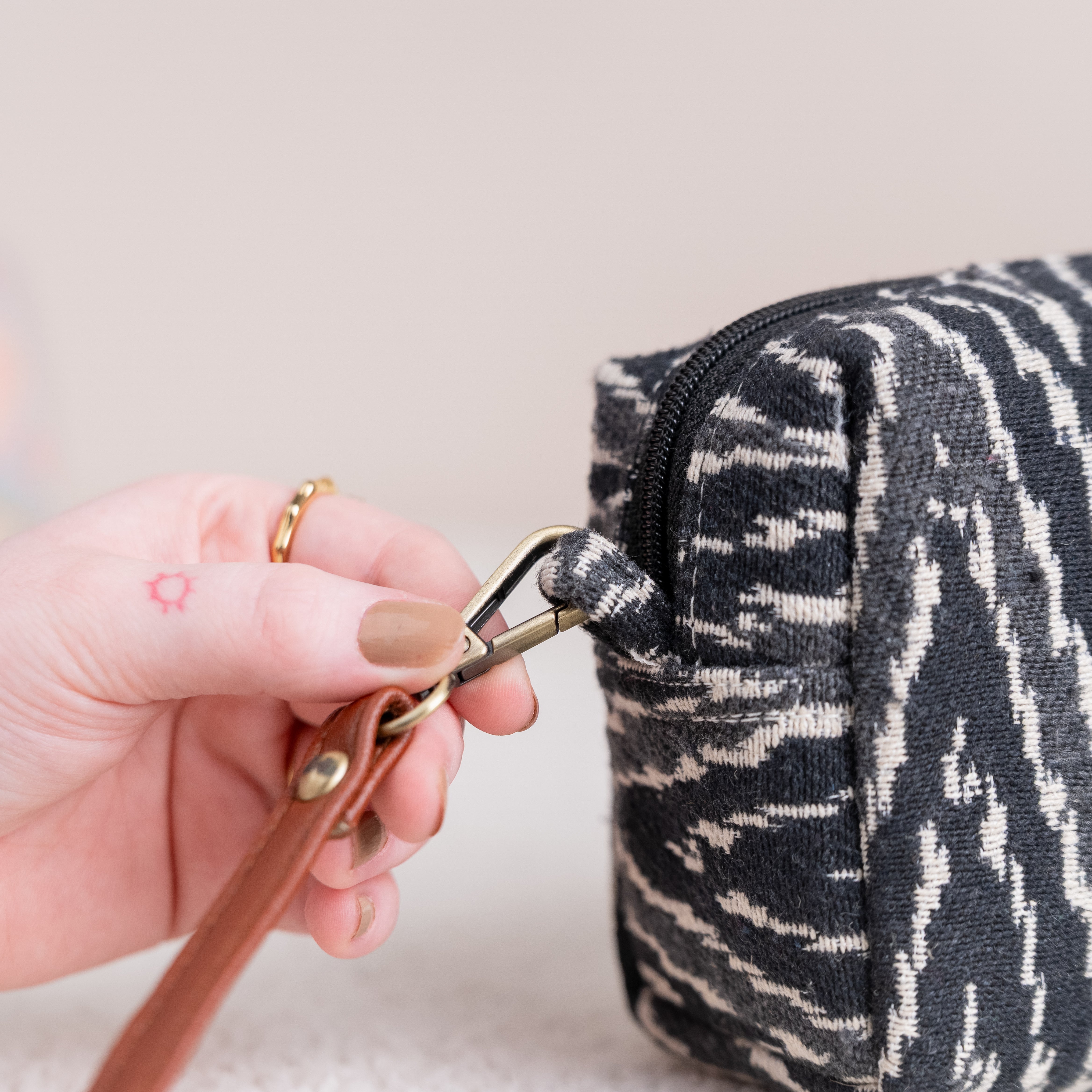 Blackberry Ikkat Essential Pouch (Set of 3)