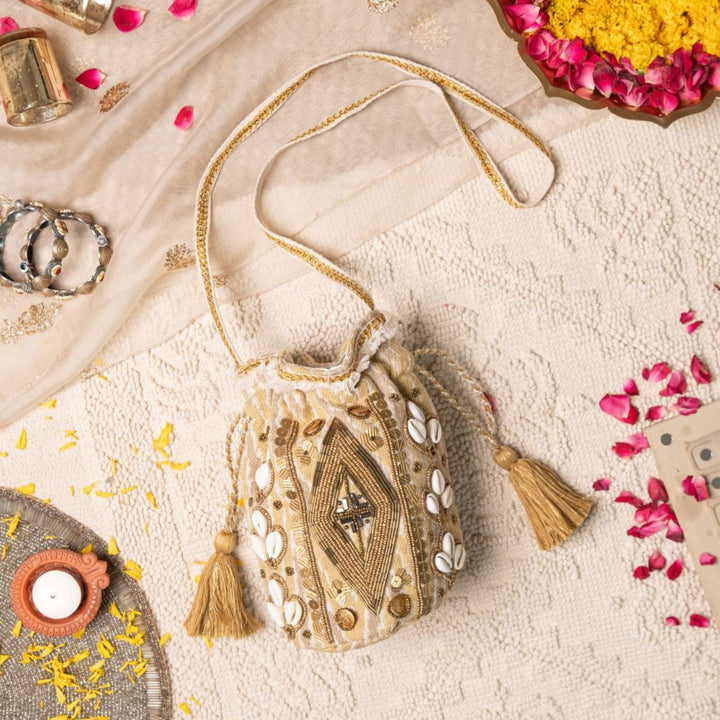 Noor Chamak Potli Bag