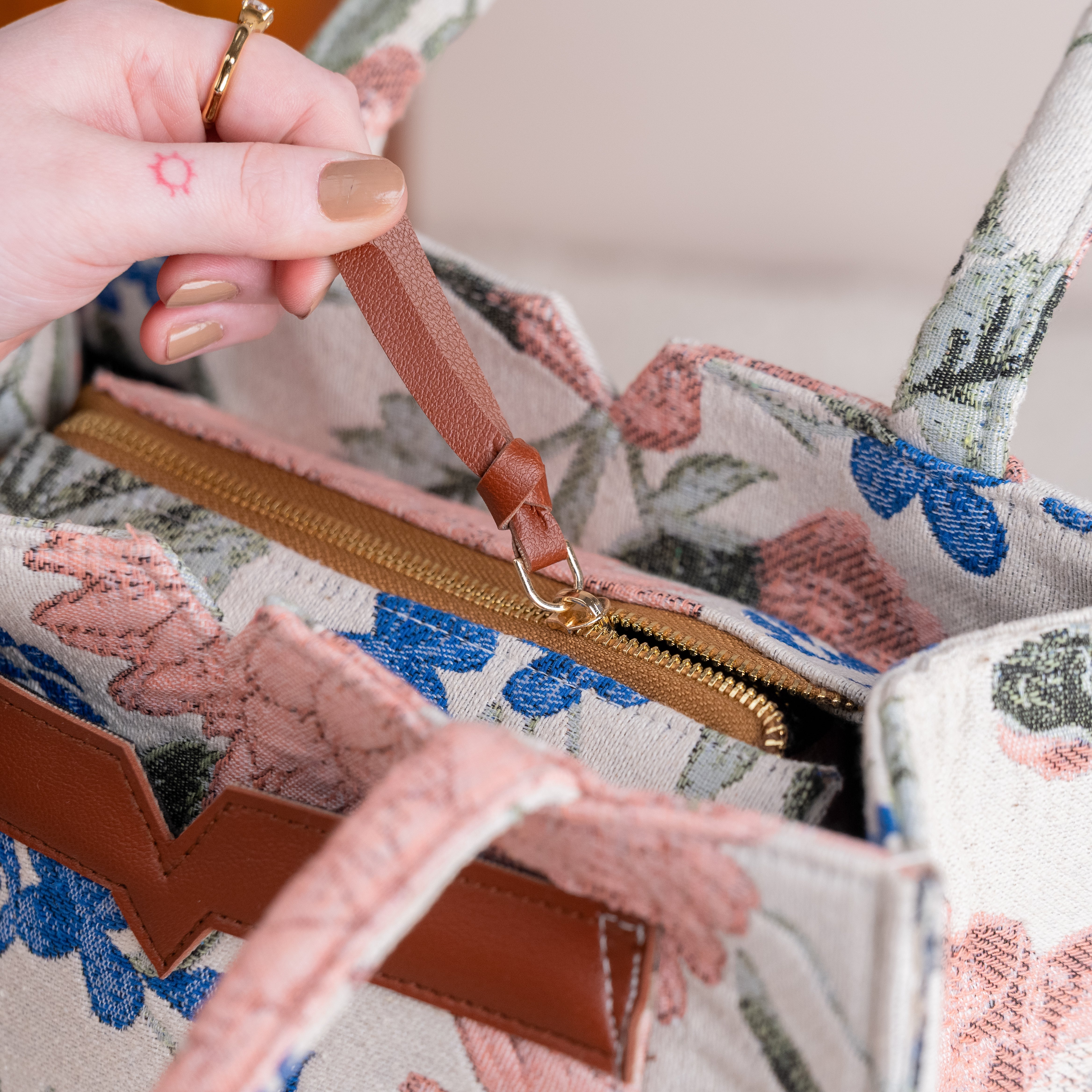 Enchanted Box Bag (MEDIUM)