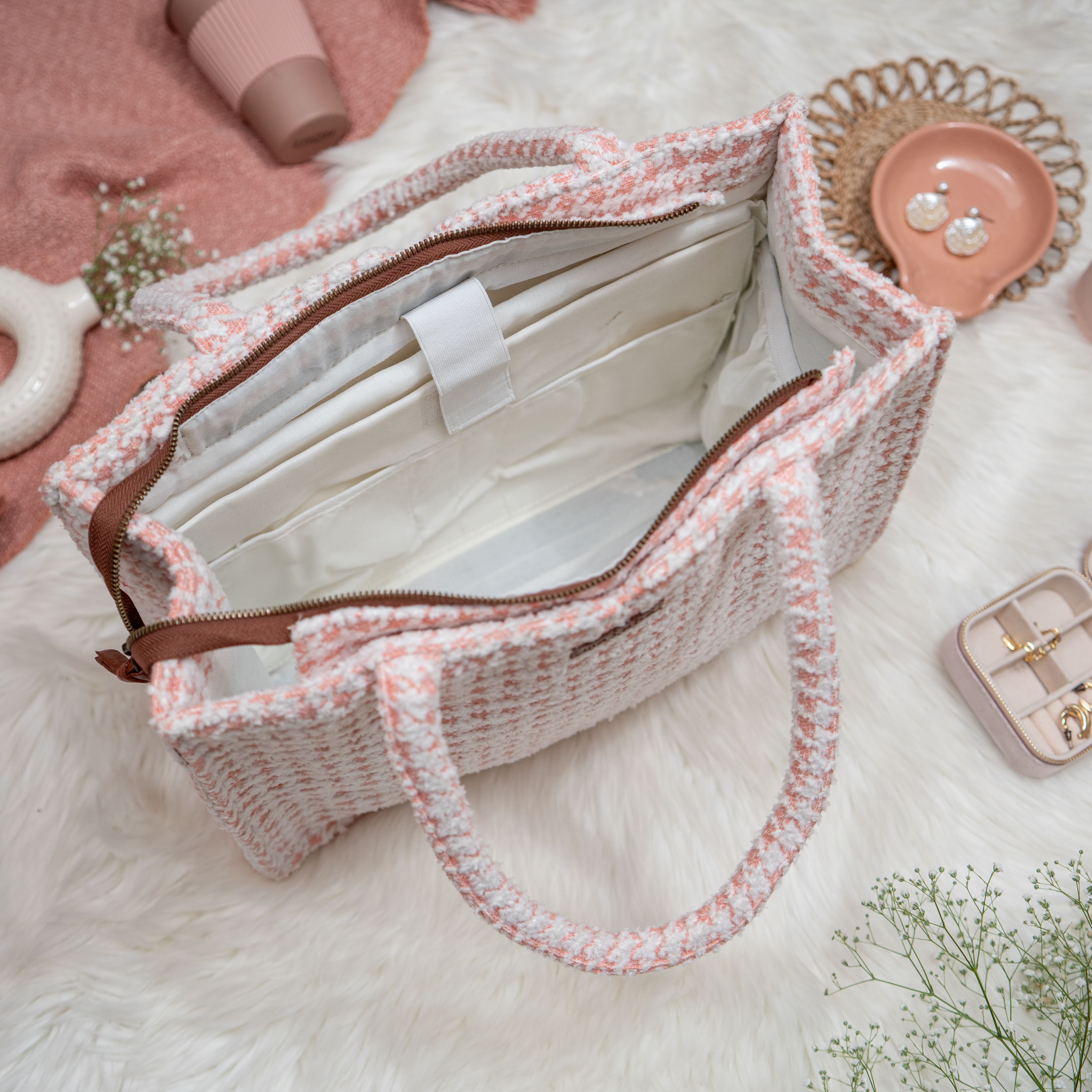 Preach The Peach Box Bag