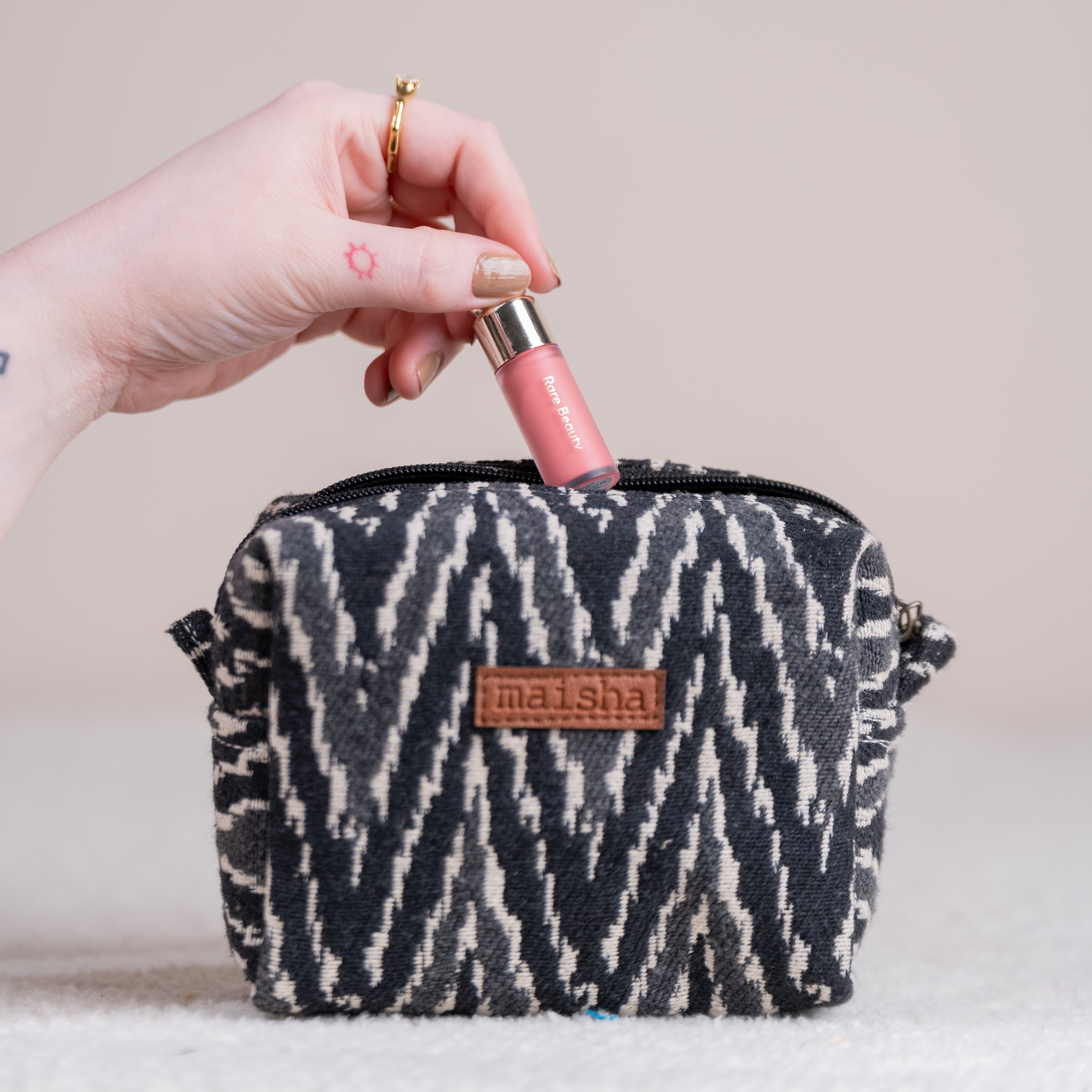 Blackberry Ikkat Essential Pouch (Set of 3)