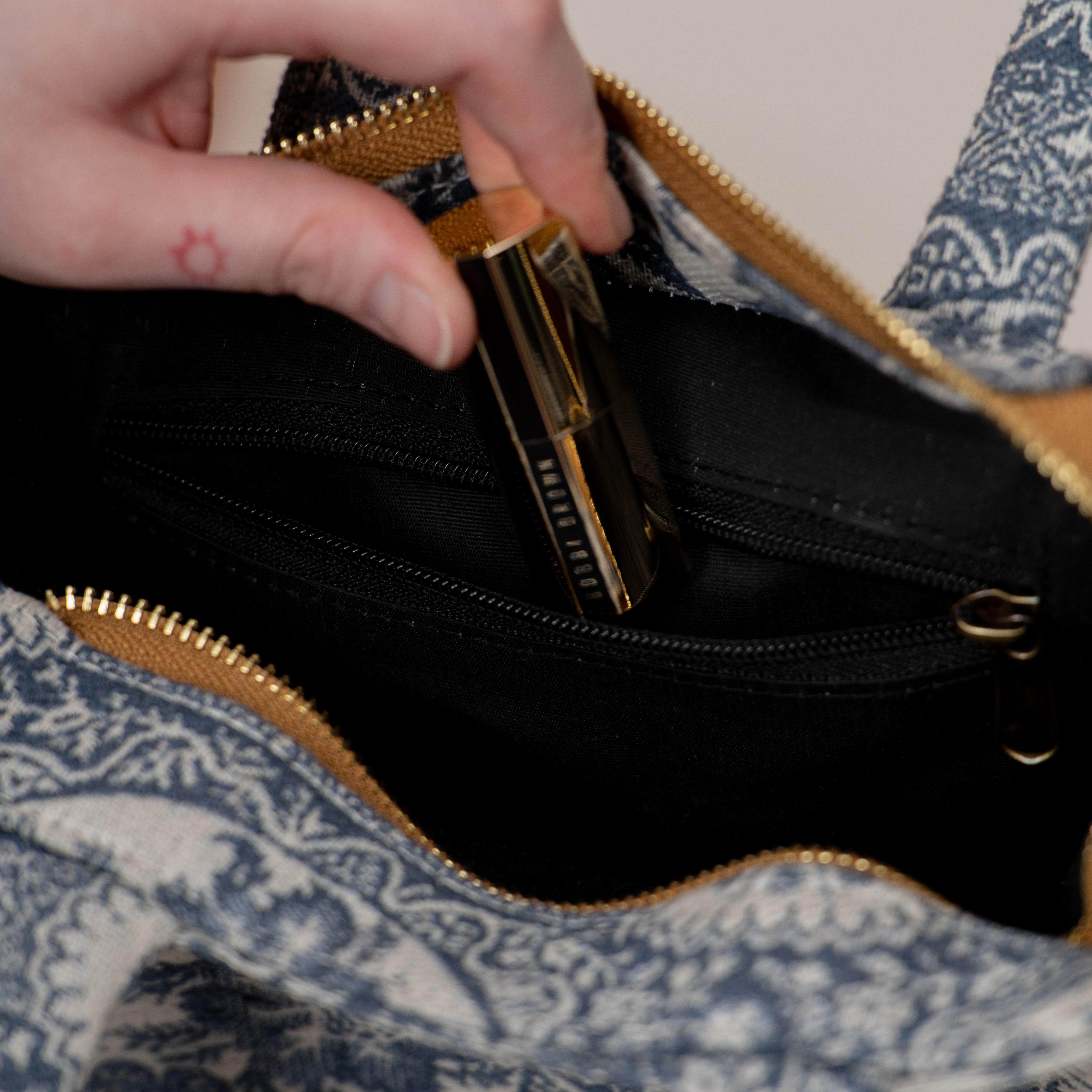 Blue Mirage Medium Box Bag (MEDIUM)