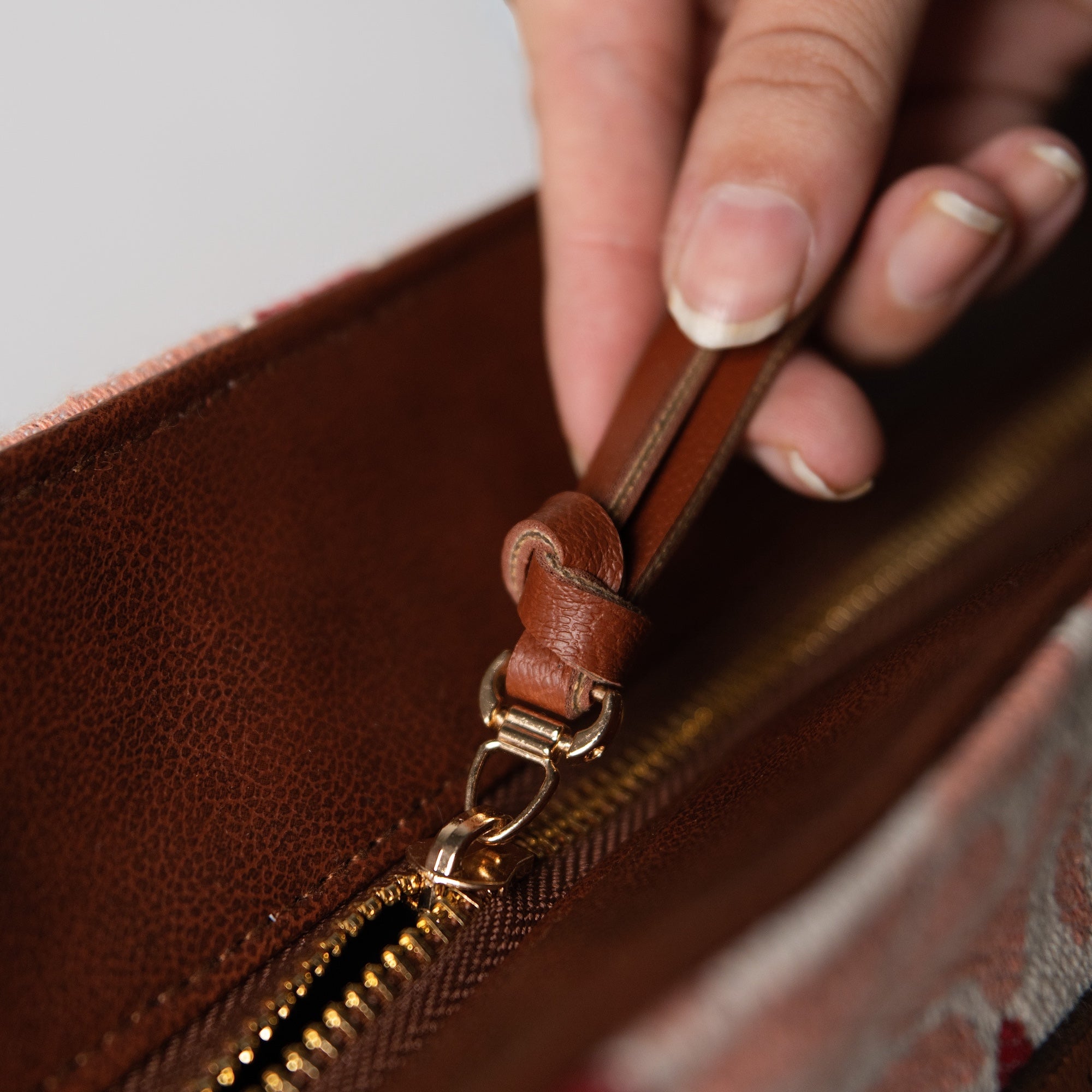 Coral Echo Office Tote