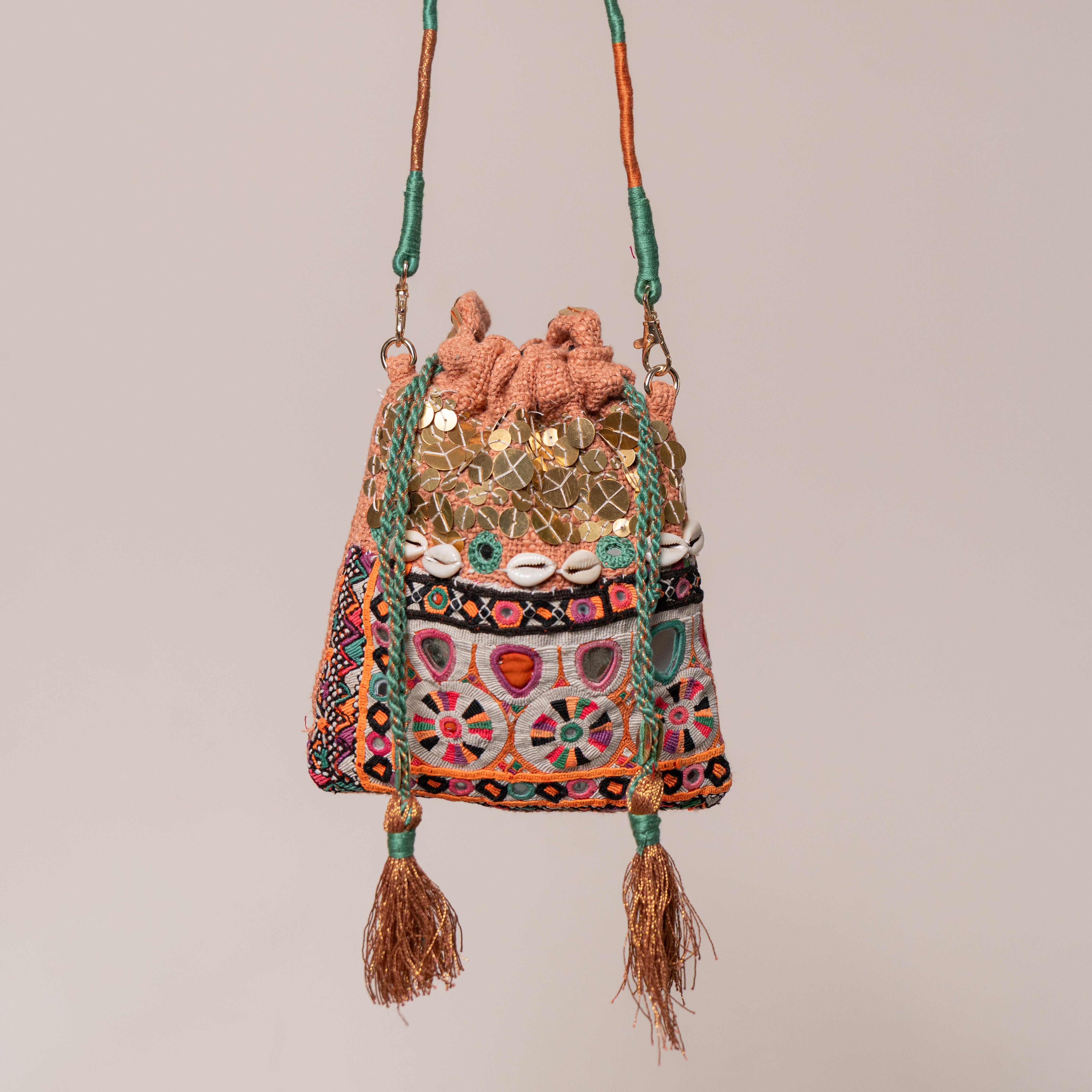 Saibo Re festive potli