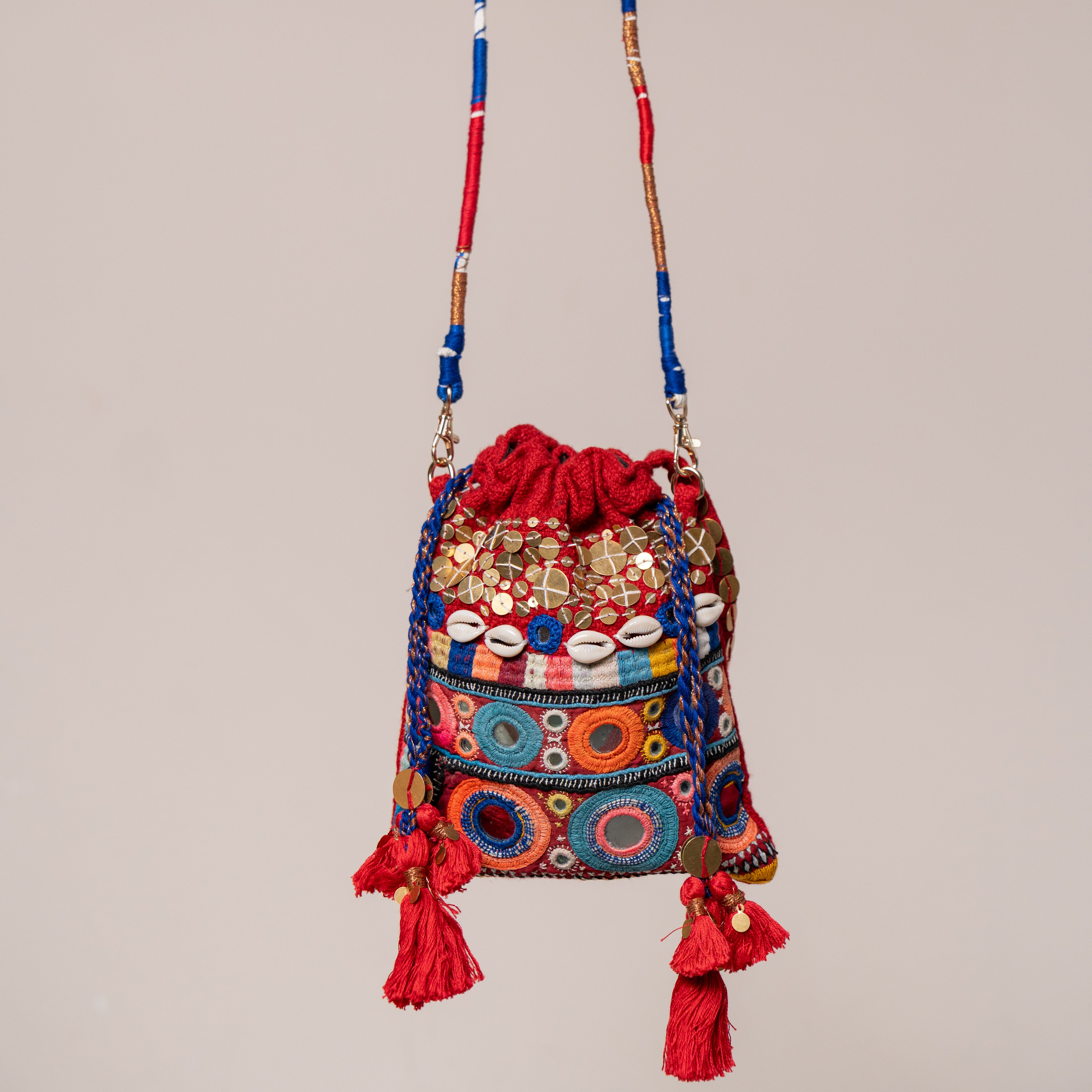 The Raas Rangni festive Potli