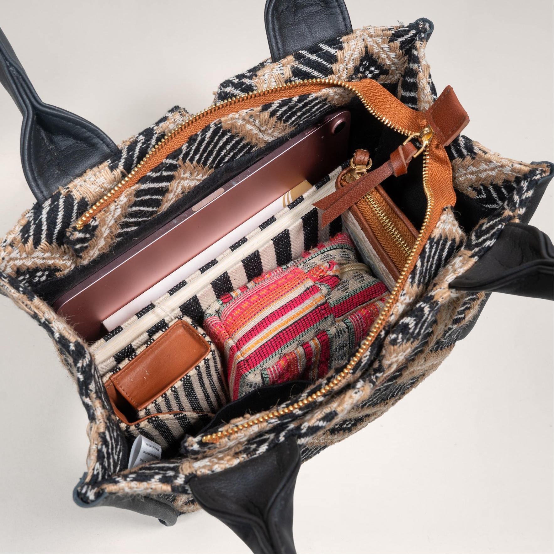 Sahara Grid Box Bag (Medium)