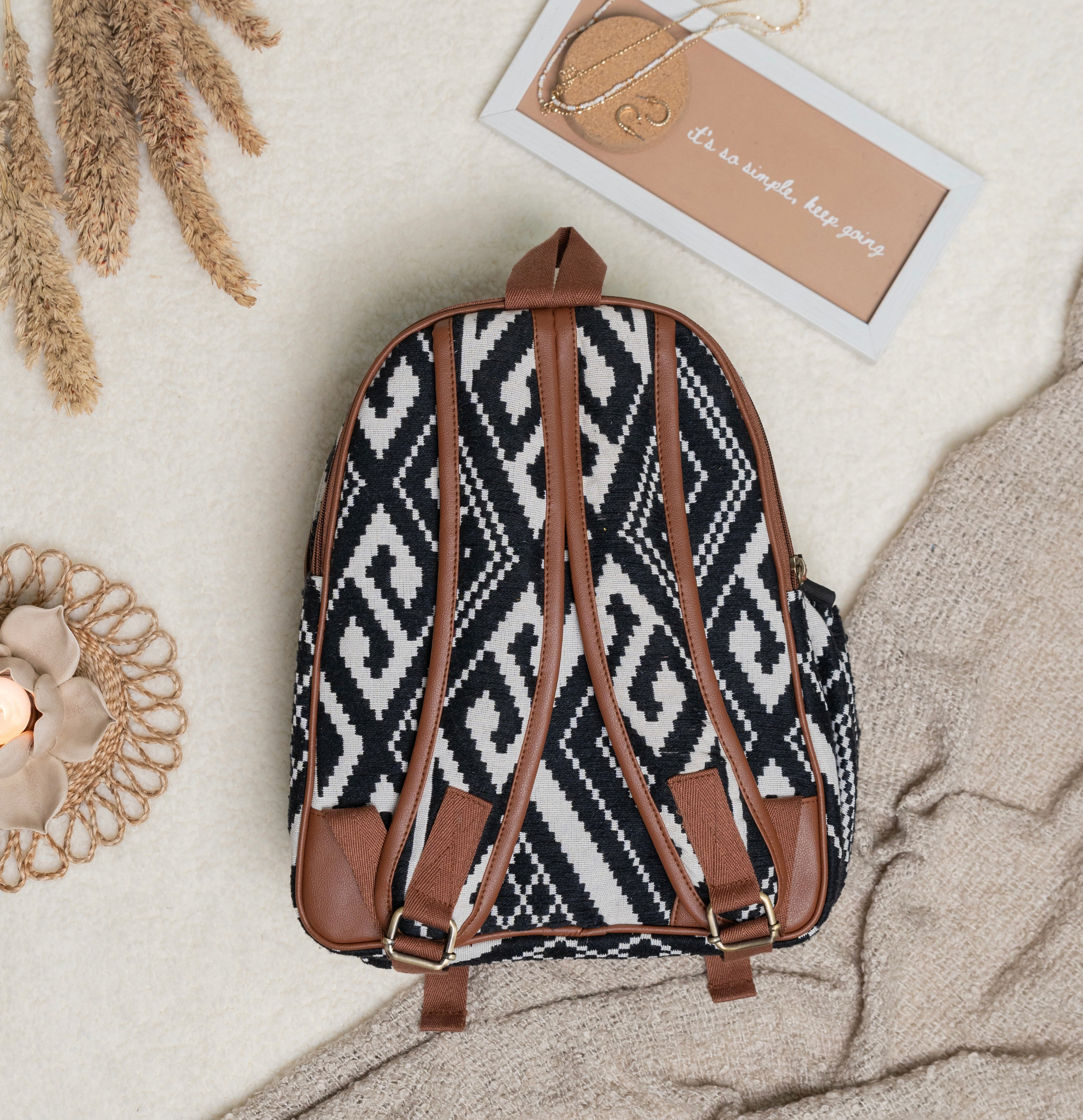 Aztec Print Purse, Aztec Print Handbag, Aztec Tote Bag, Cute Tote Bag,  Summer Tote Bag, Aztec Beach Bag, Aztec Carry On Tote Bag, Black and Off  White Aztec Purse Lily Boutique