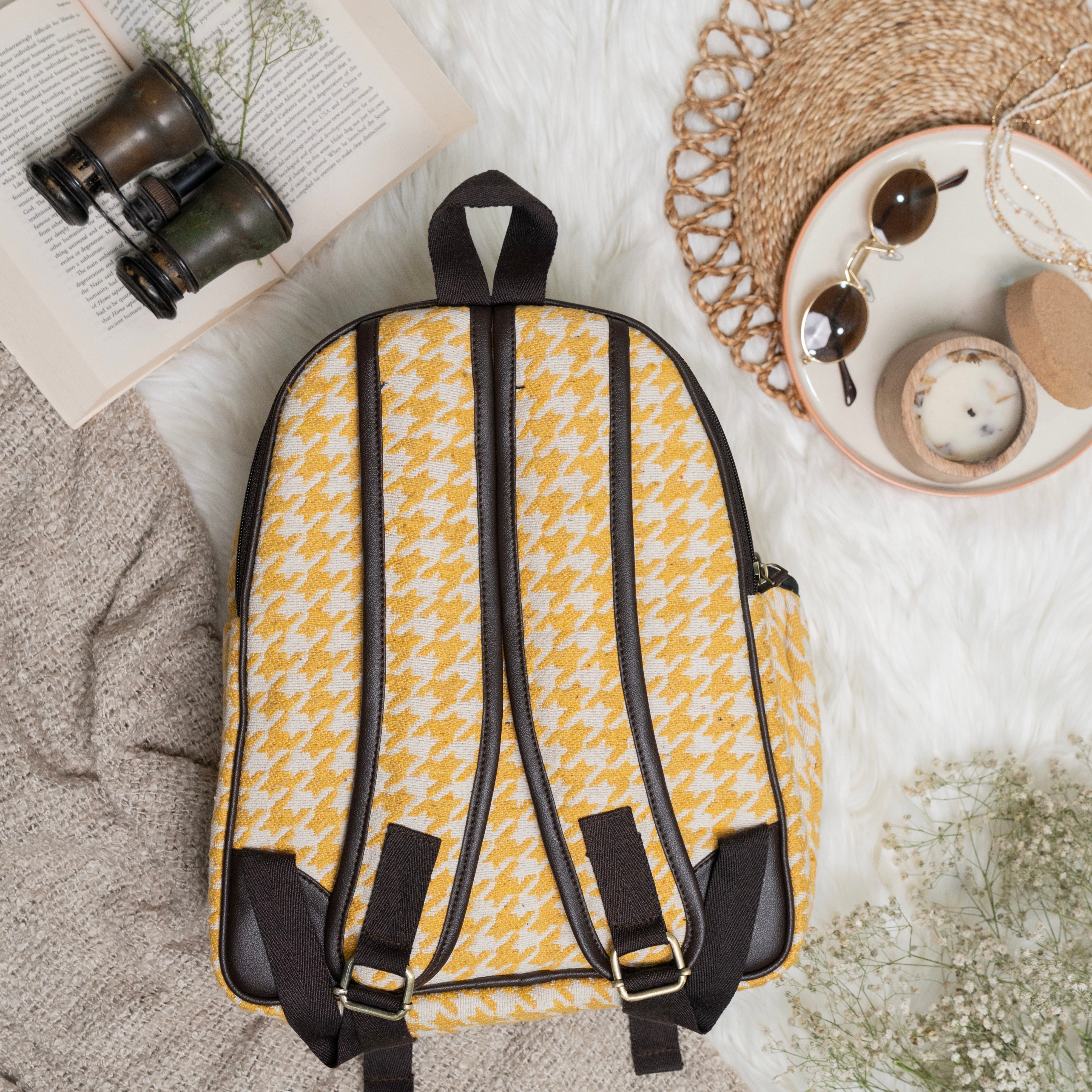 Caprese womens OPIUM BP Medium YELLOW Backpack : Amazon.in: Bags, Wallets  and Luggage