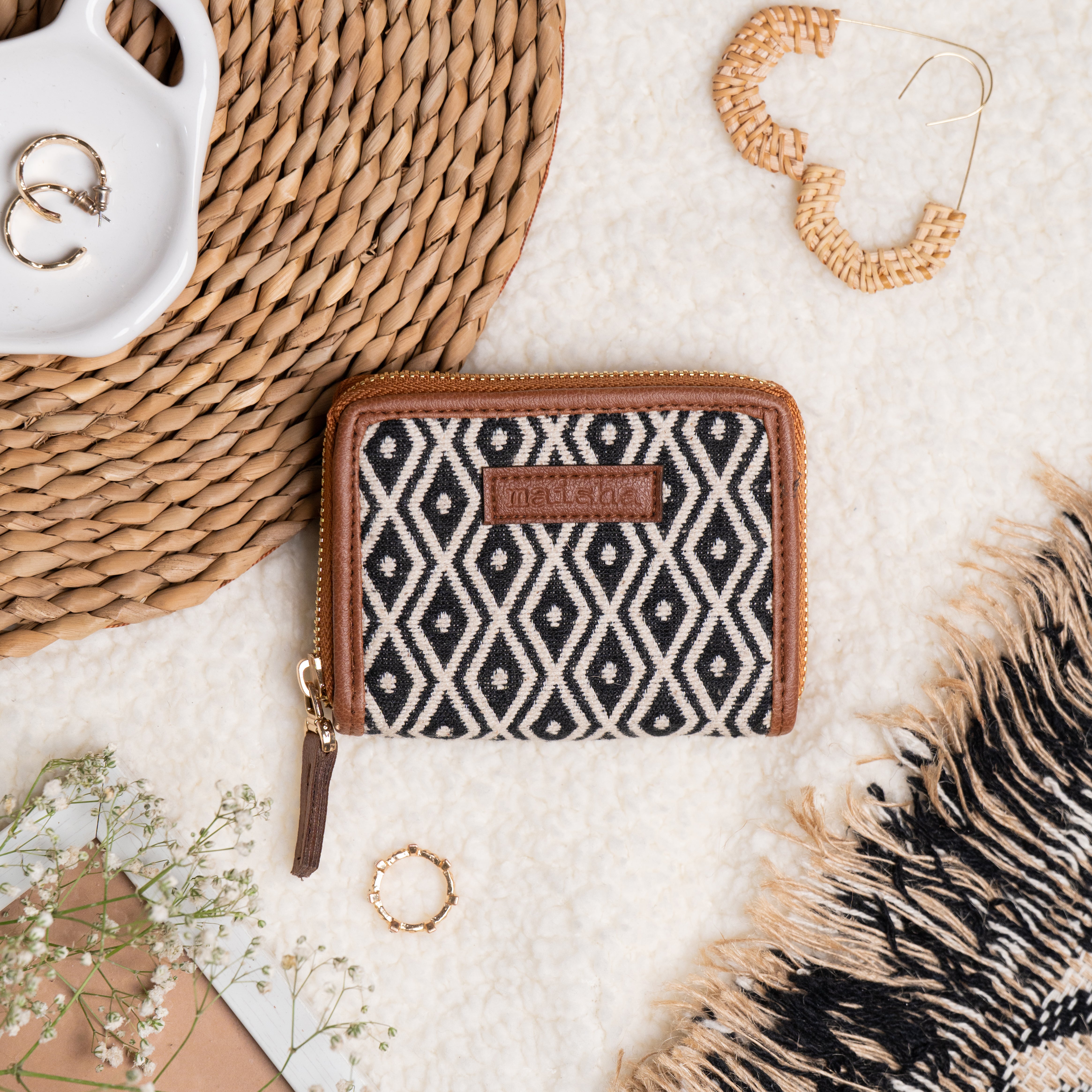 Salt & Pepper Compact Wallet