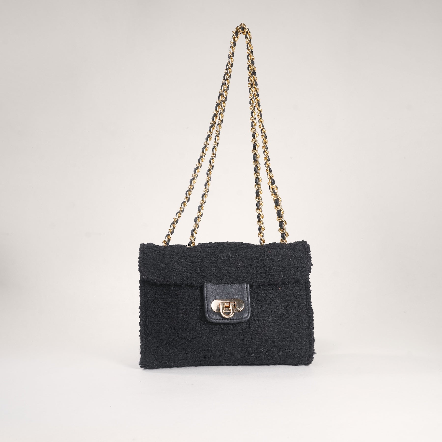 After Dark Go Social Slings