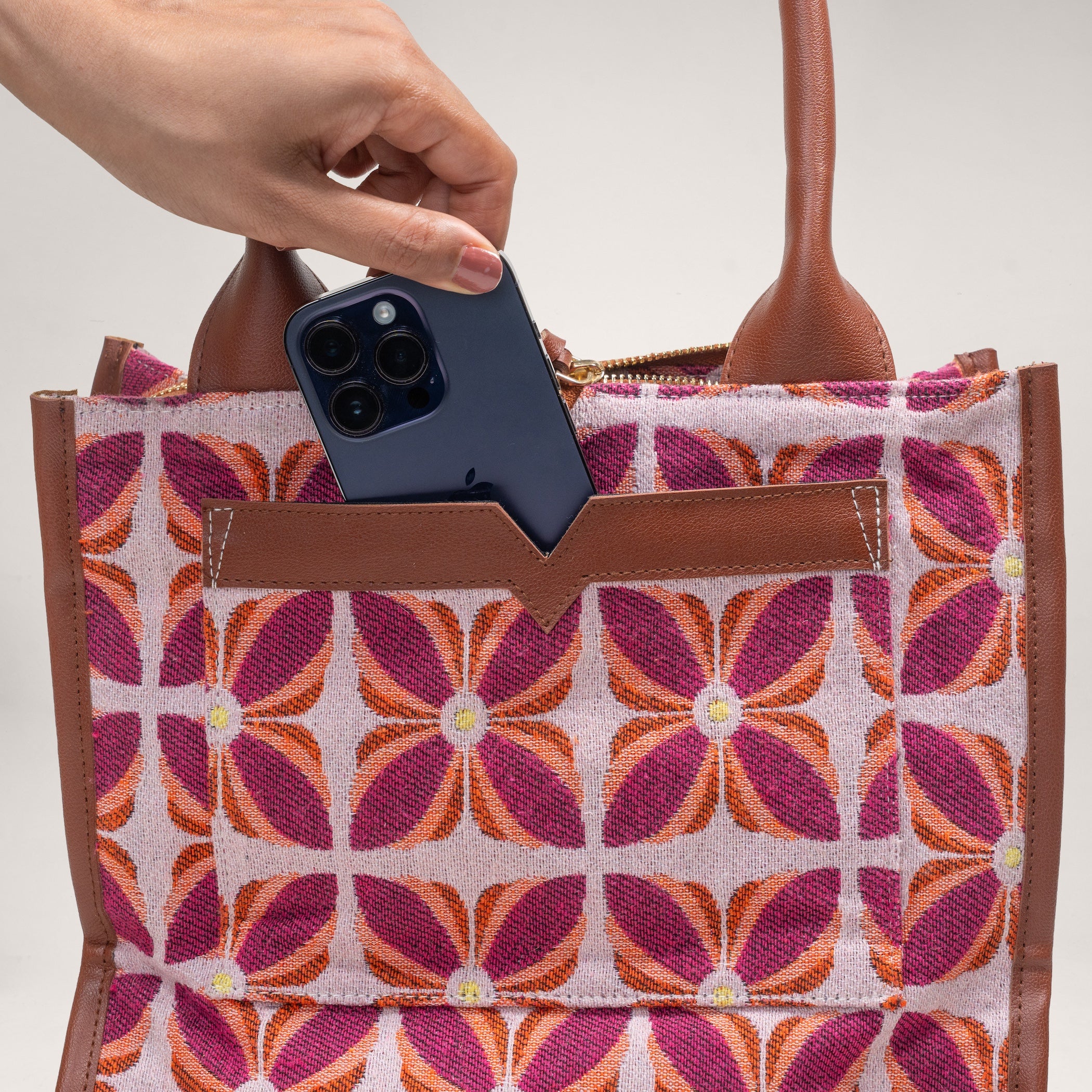Pink Mogra Box Bag (Medium)