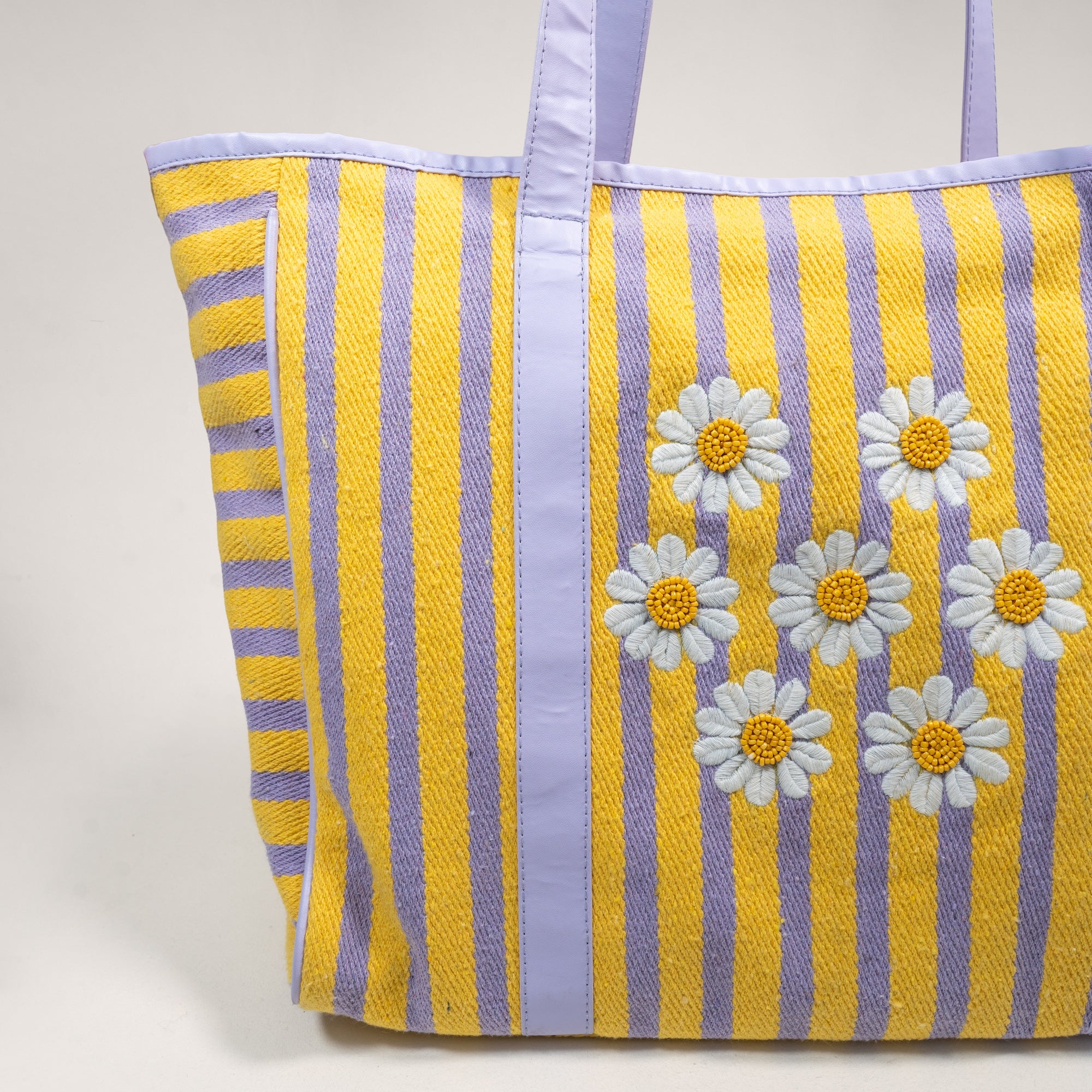 Lilac Daisies Shopper