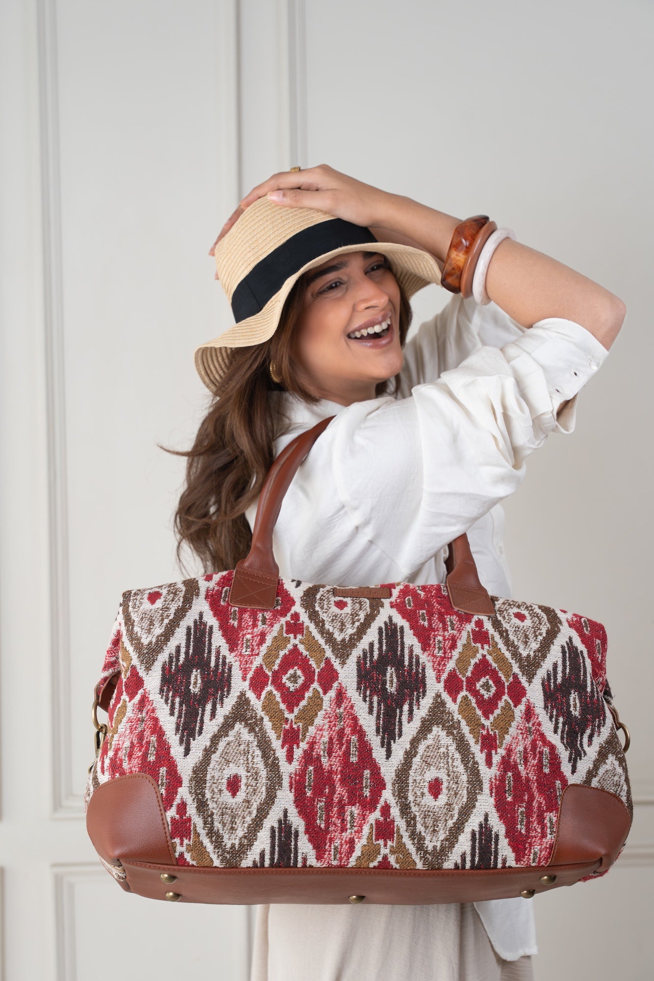 The Chic Traveller Duffle Bag