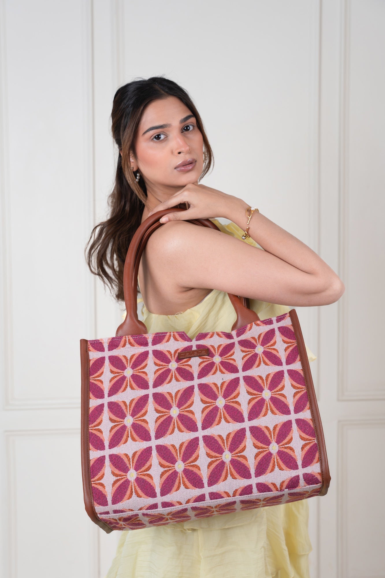 Pink Mogra Box Bag (Large)